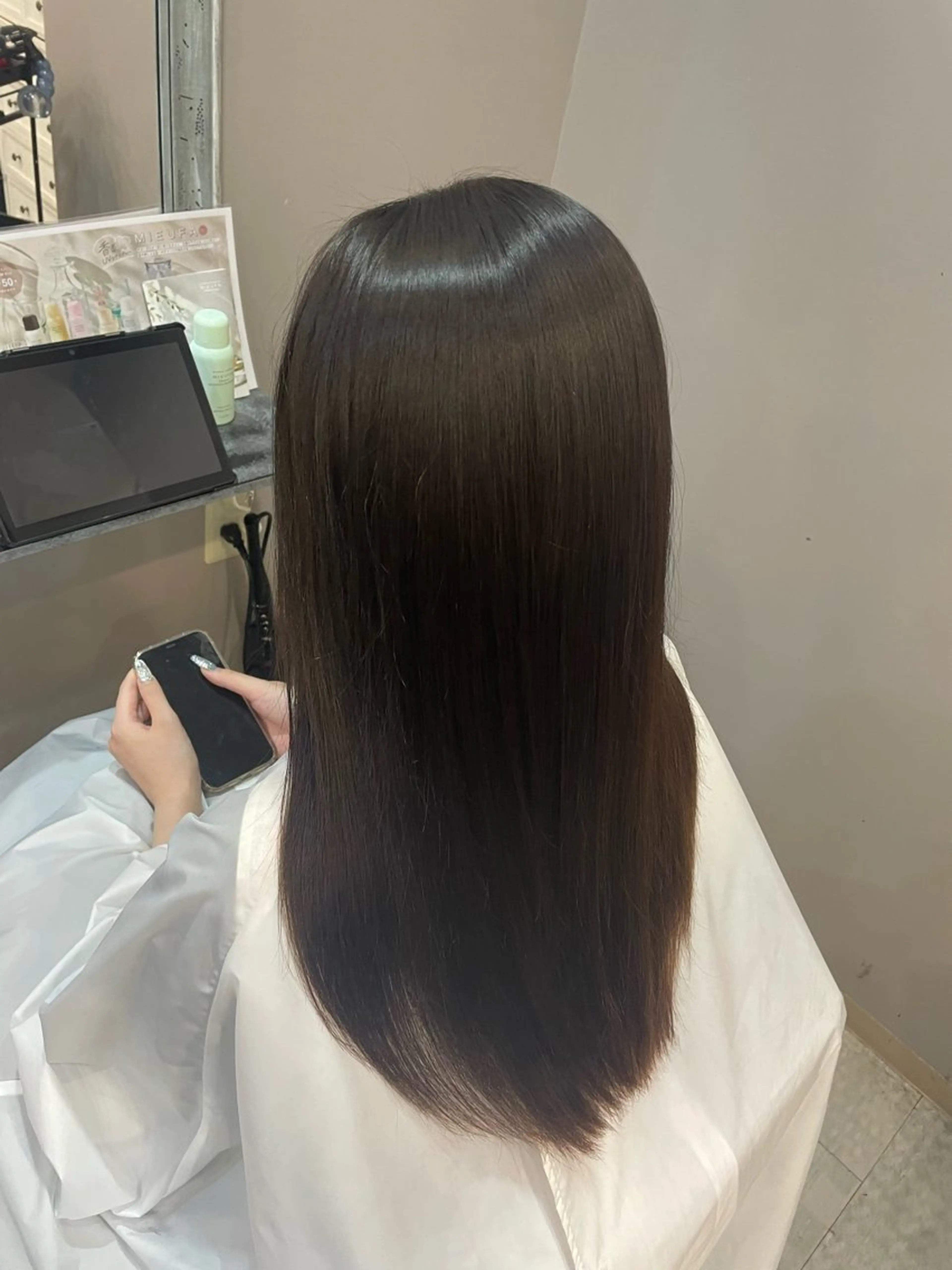 ロング 縮毛矯正 トリートメント レイヤー/透けカラー ✨KANAのヘアスタイル