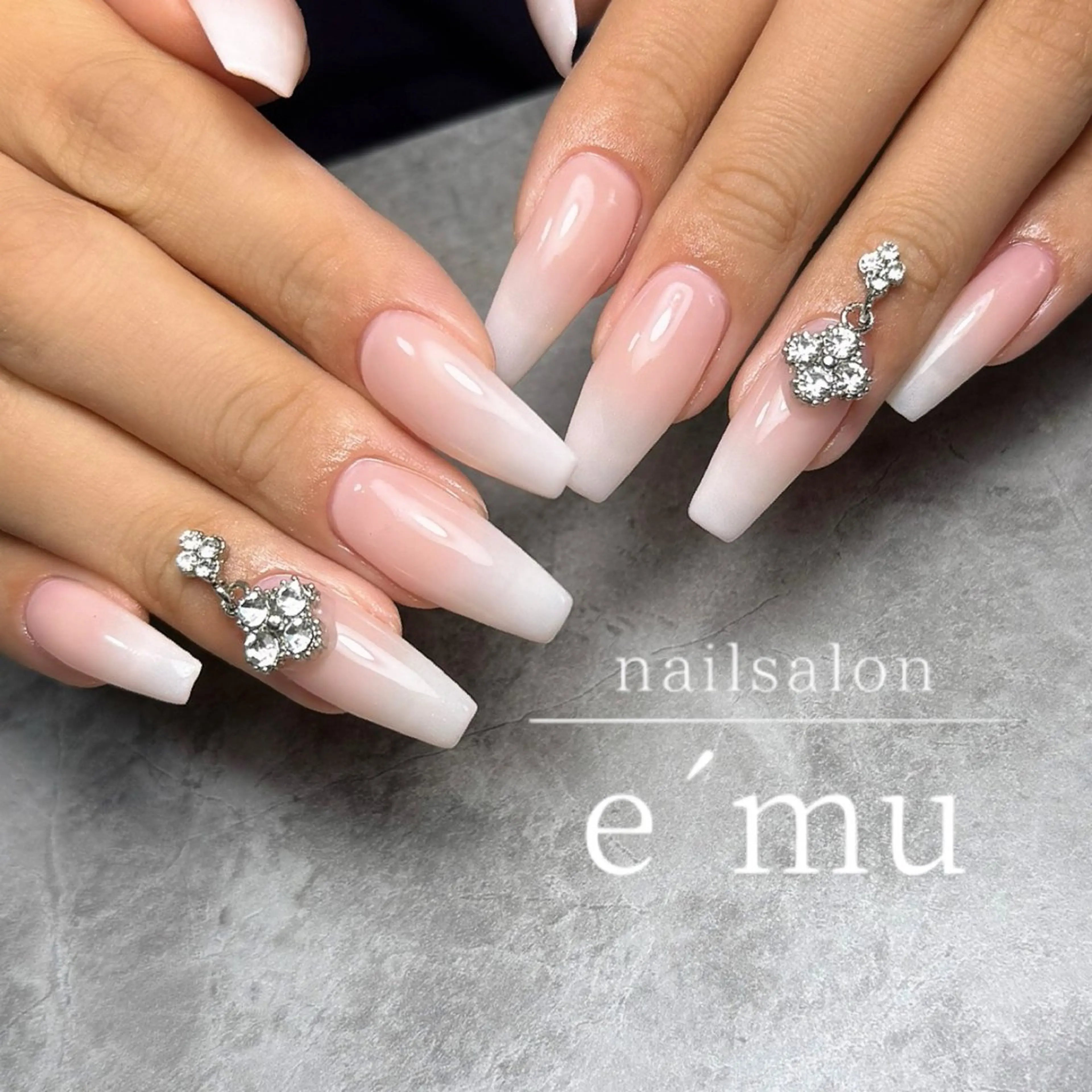 ネイル ハンドネイル nailsalon e´muのネイルデザイン