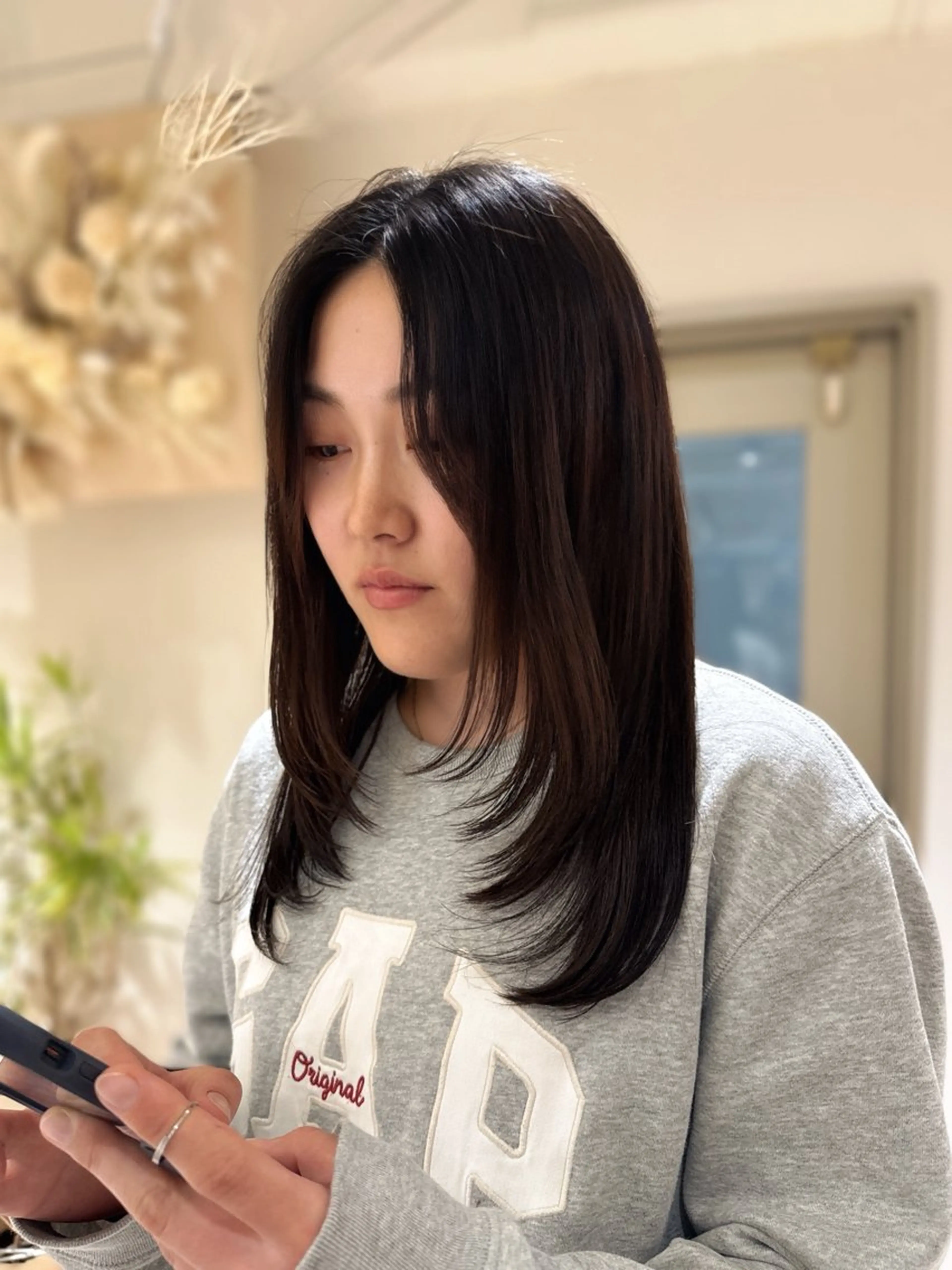 ミディアム トレンドレイヤー🤍 顔周り/wakaのヘアスタイル