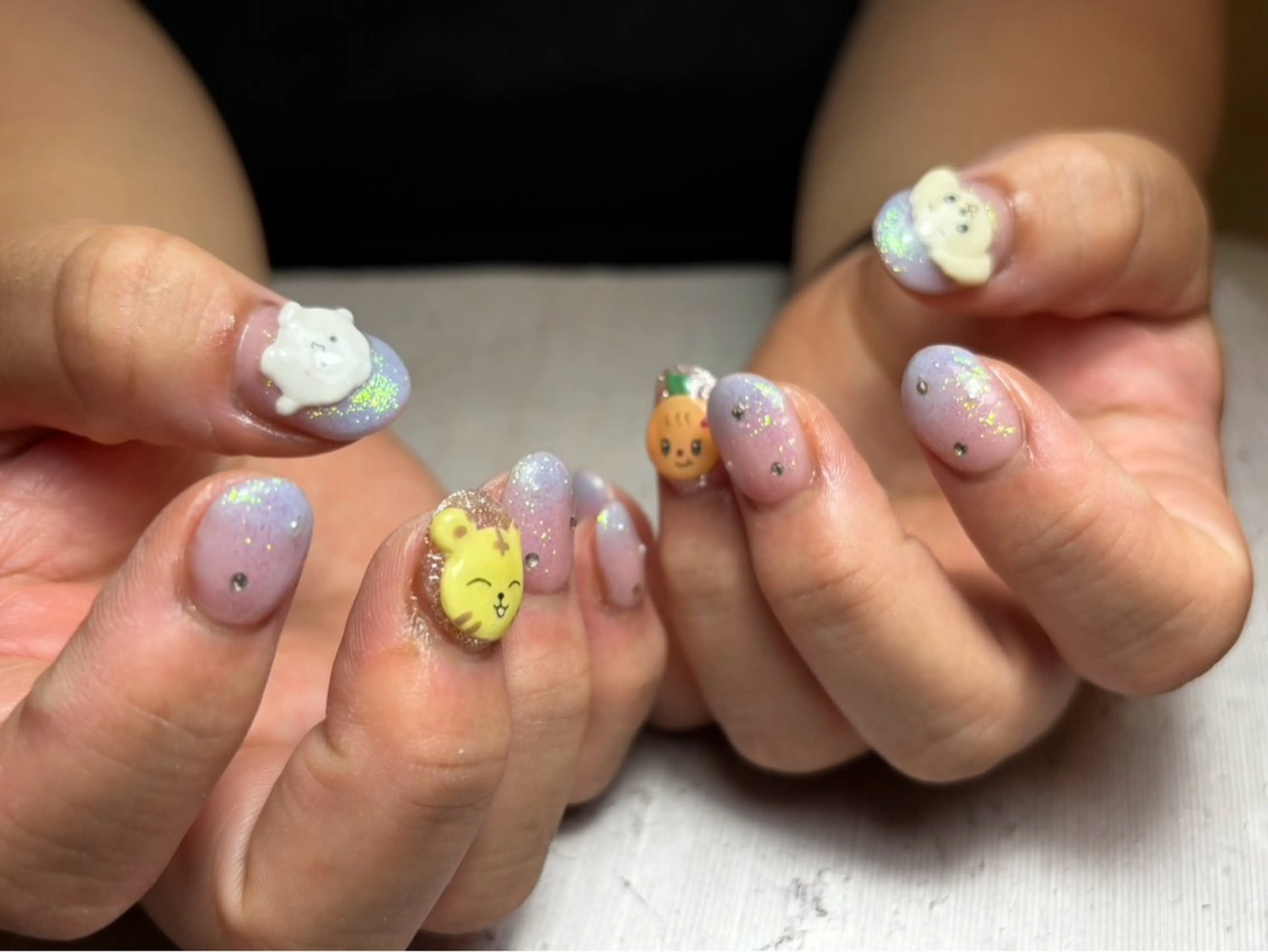 ネイル ハンドネイル 福山 千尋のネイルデザイン