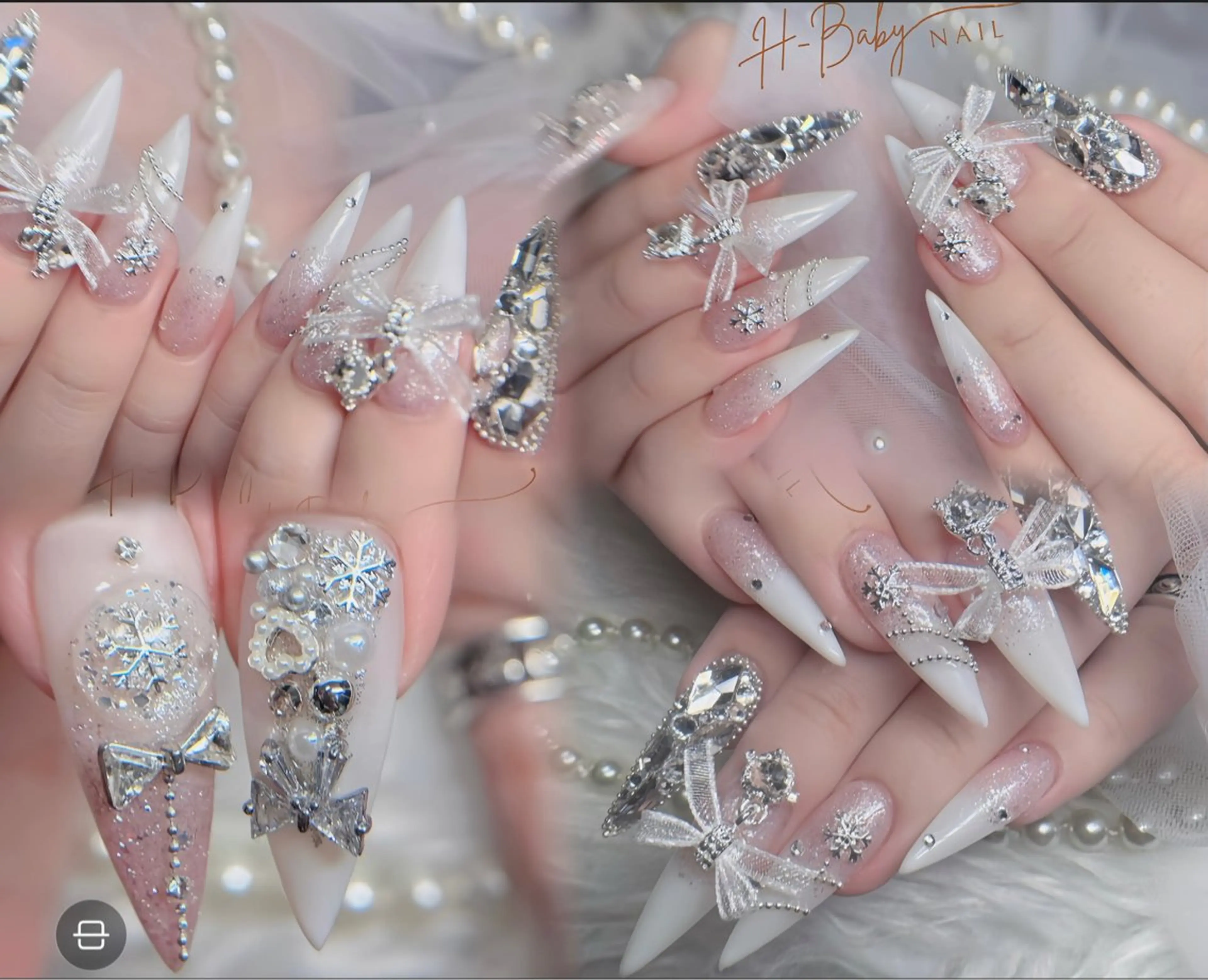 ネイル オーロラネイル フレンチネイル ジェルネイル ハロウィン キラキラネイル ハンドネイル H.baby Nail Salonのネイルデザイン
