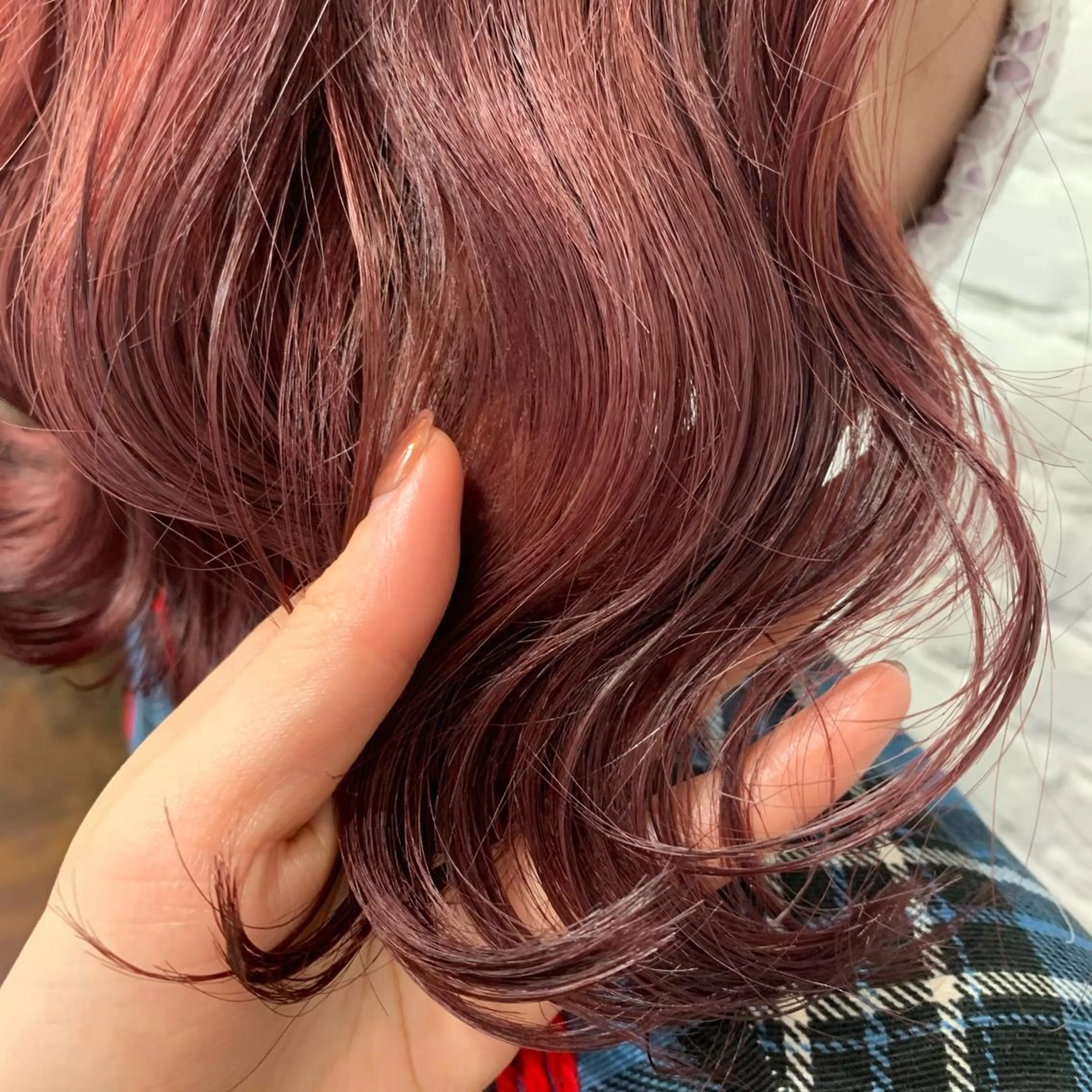 ミディアム カラー 田中 優衣のヘアスタイル