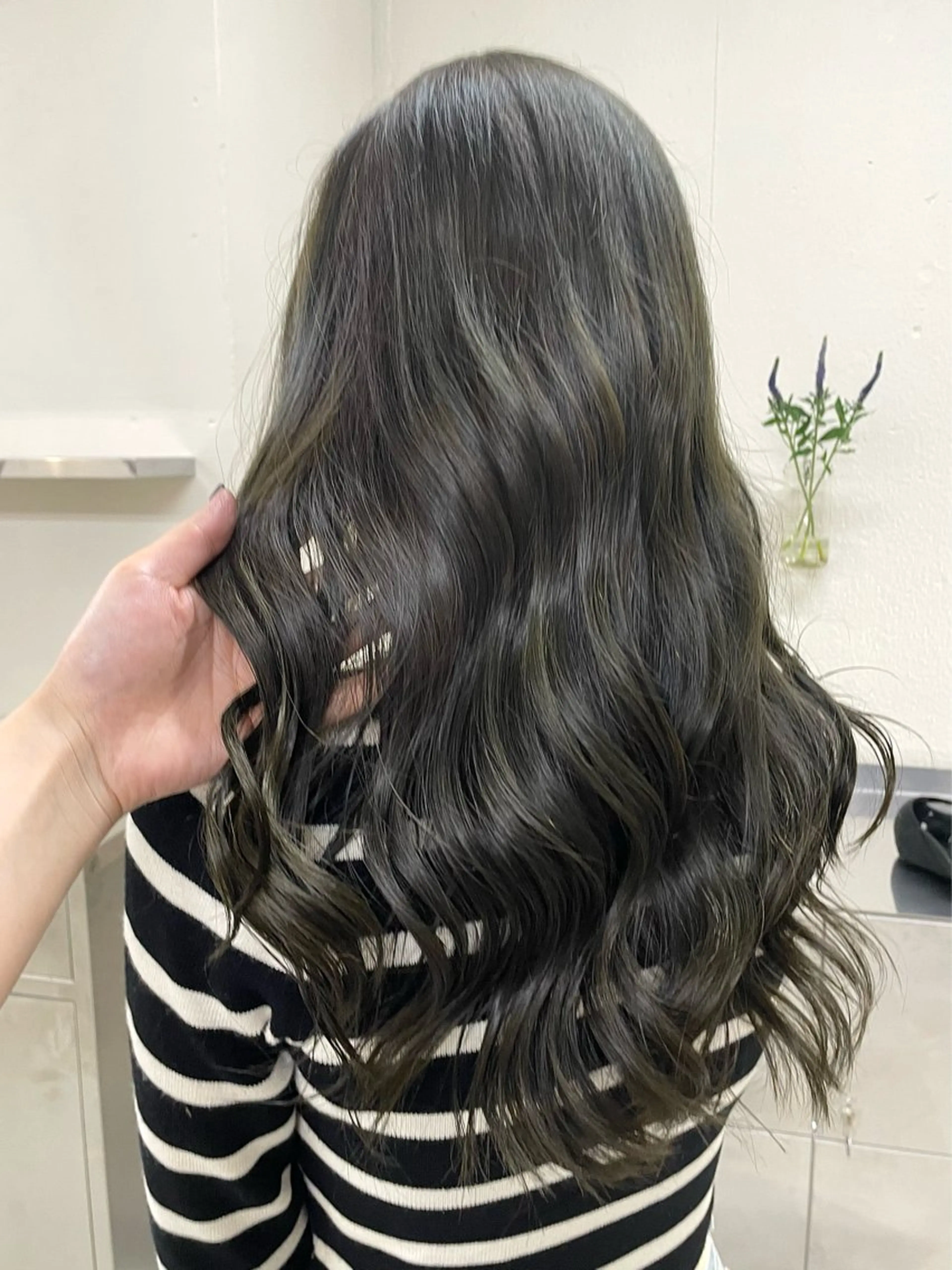 ロング カラー ベージュカラー オリーブベージュ オリーブカラー mana/ハイトーン /ヘアセット🎀のヘアスタイル