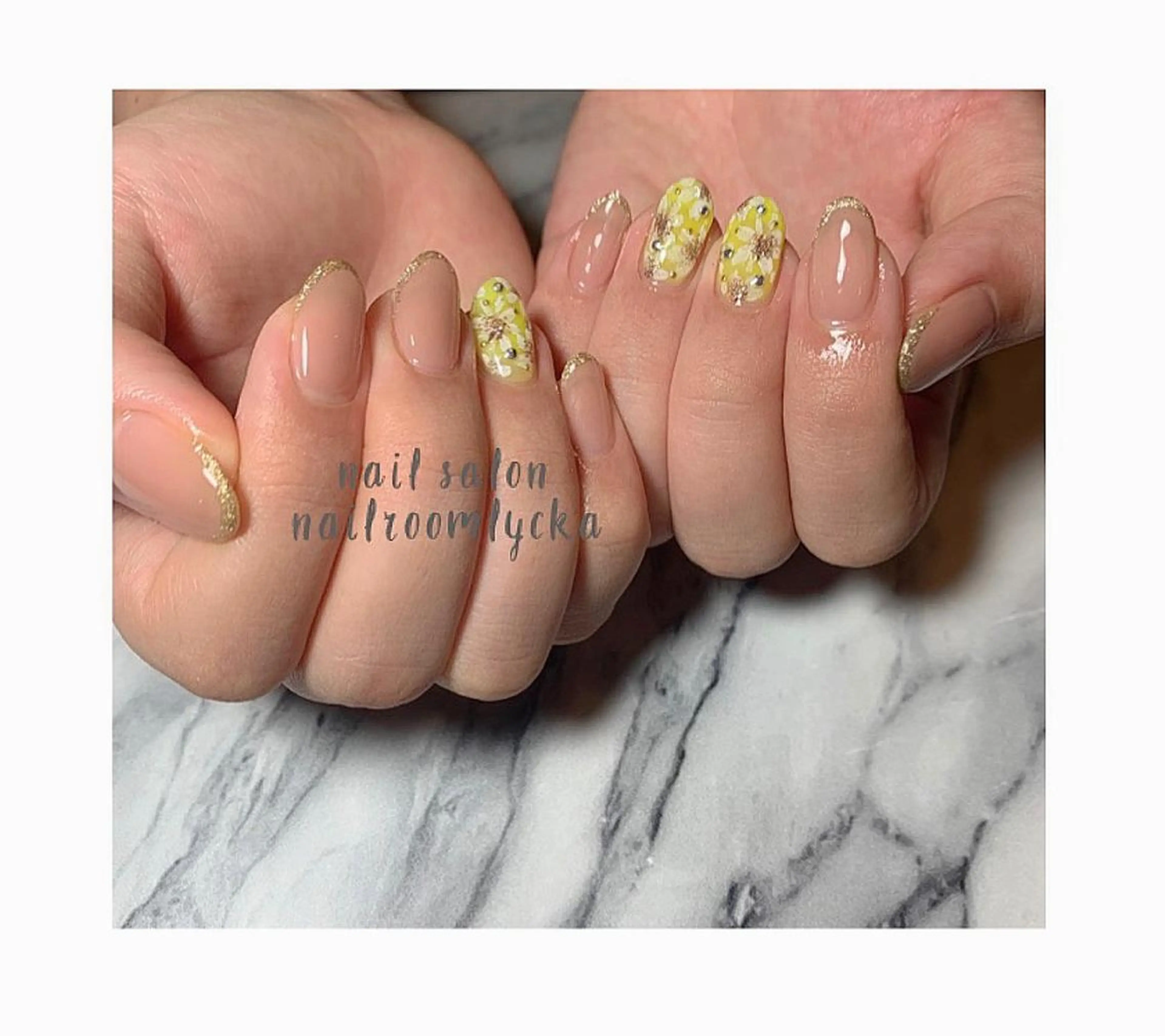 ネイル ﾈｲﾙﾙｰﾑﾘｯｶ 𝐦𝐚𝐲𝐮のネイルデザイン