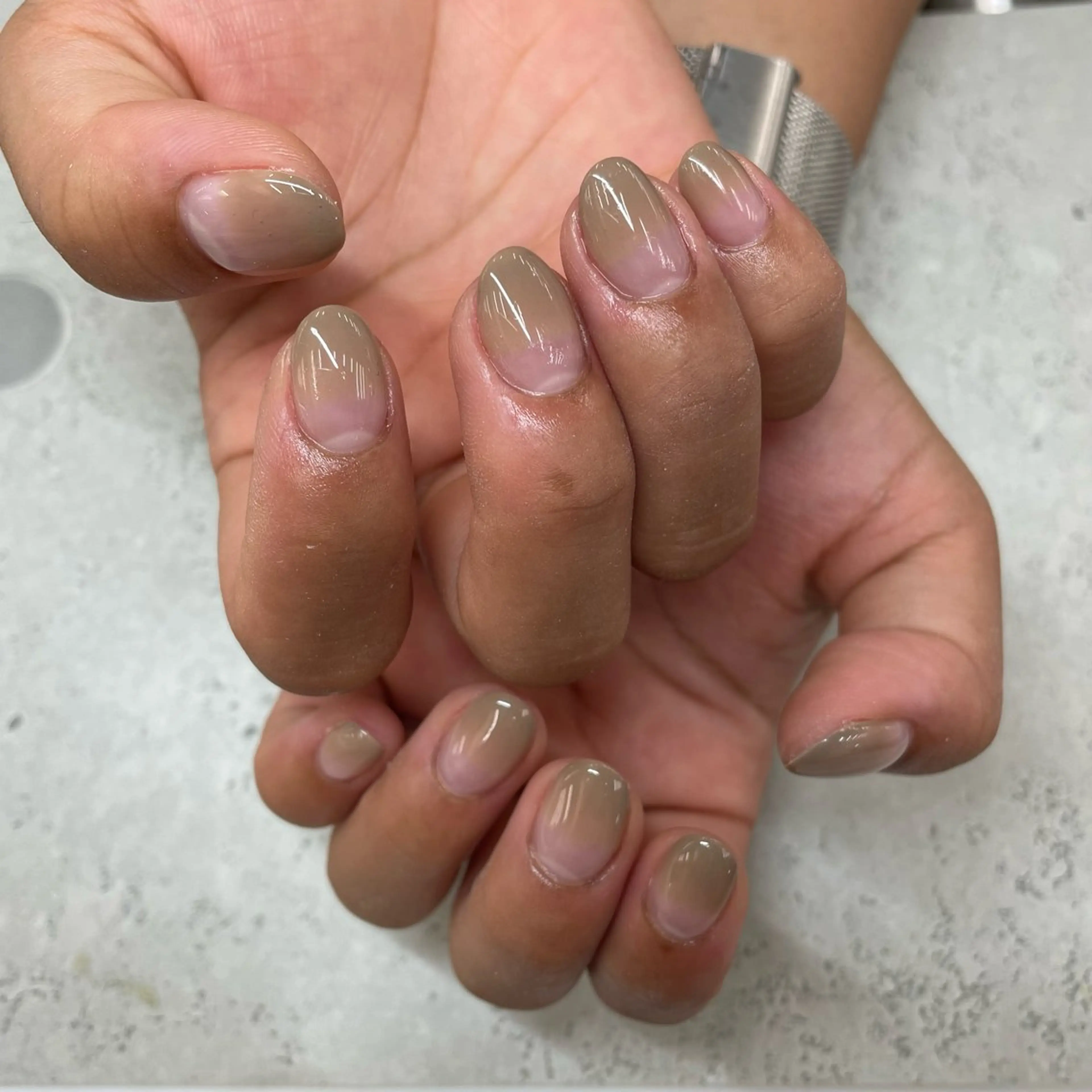 ネイル クリアネイル グラデーション MAXKELLY ANNAのネイルデザイン