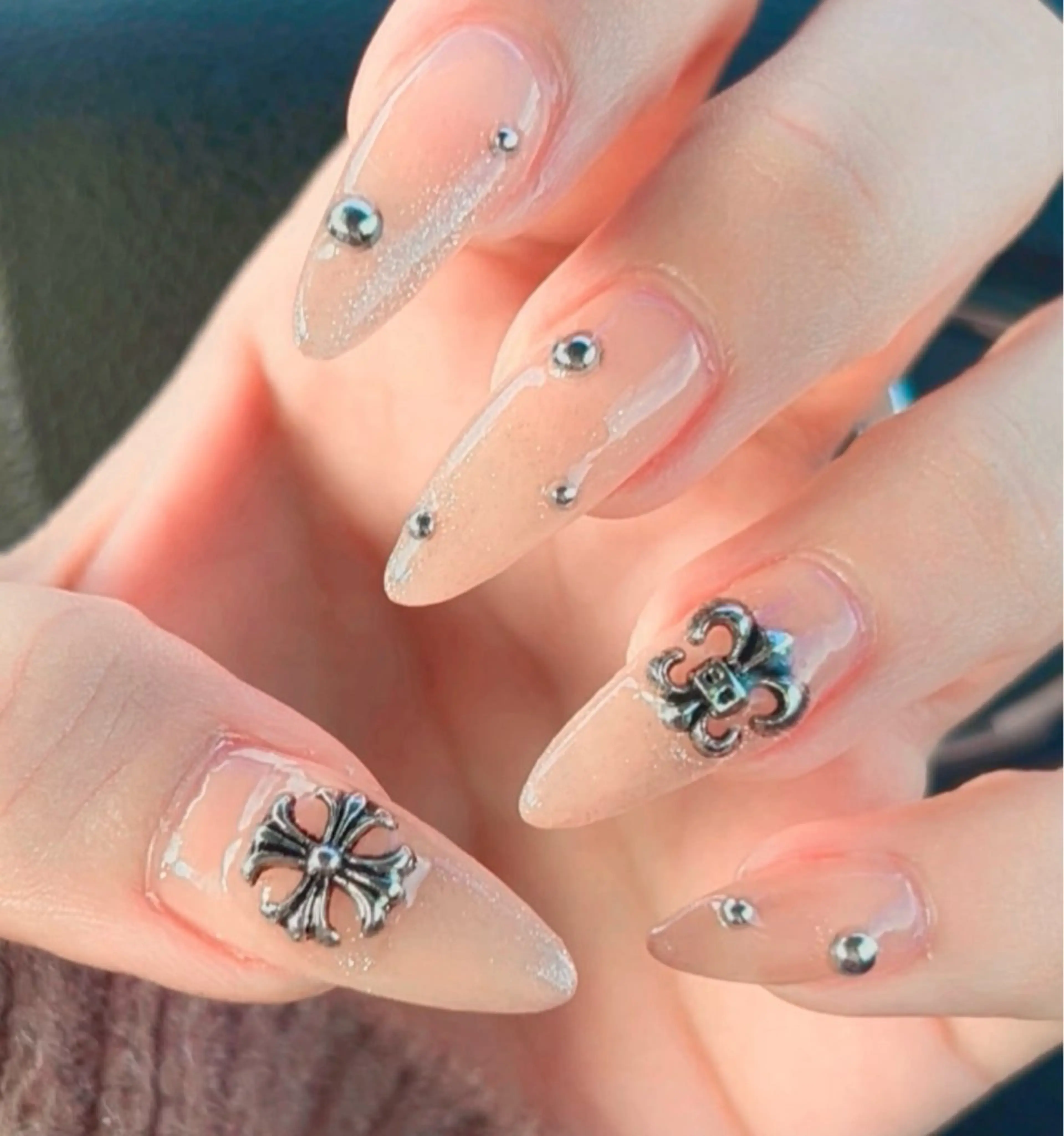 ネイル Lily nailのネイルデザイン