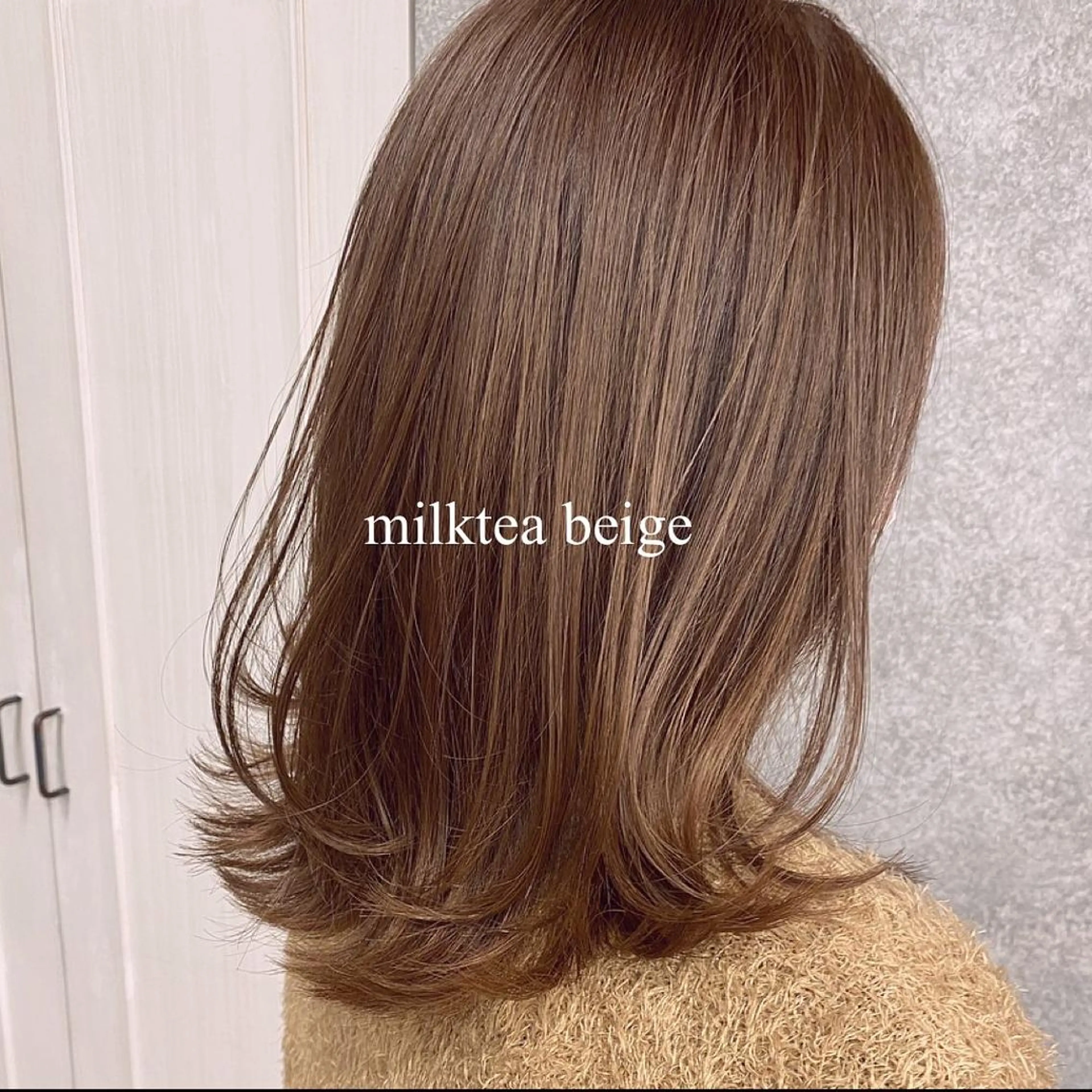 ミディアム カラー ベージュカラー ミルクティーベージュ 大人可愛いHair ❤︎Ayakoのヘアスタイル