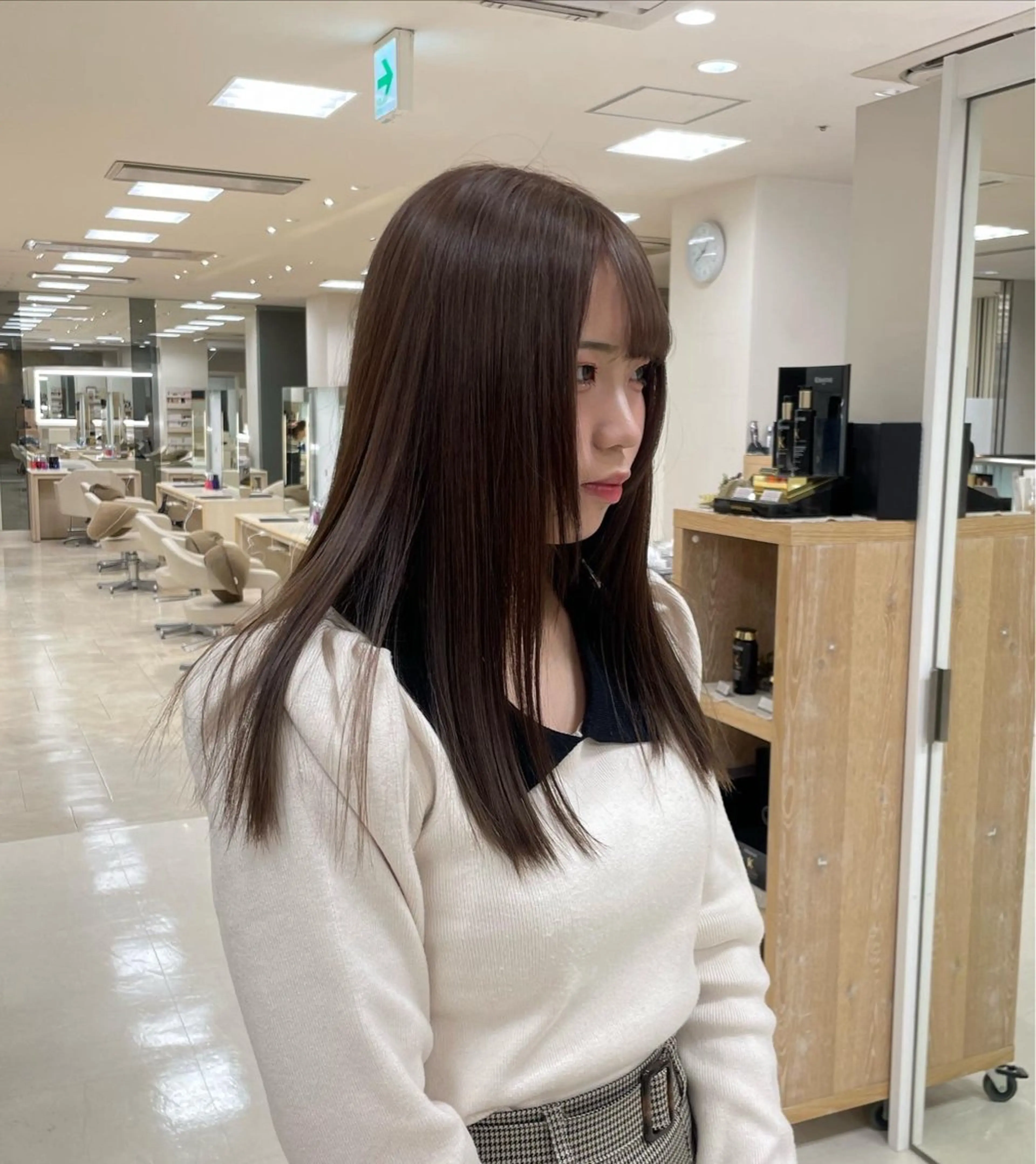 ロング シャドウパーマ／骨格 矯正カット　トモキのヘアスタイル