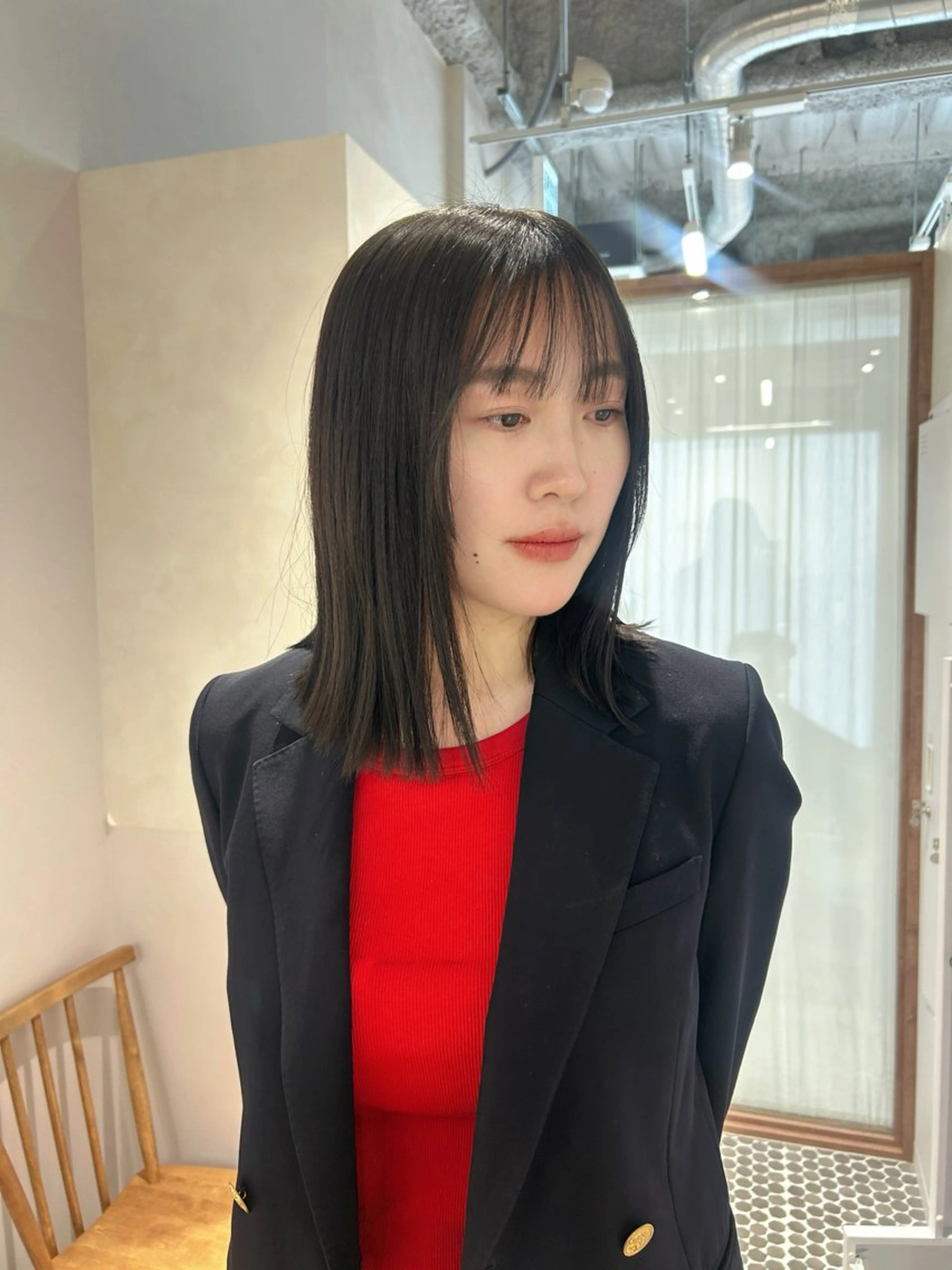 セミロング カラー ブラウンカラー オリーブグレー ヘアカラー トリートメント SALOWIN栄 三丁目 木戸里実のヘアスタイル