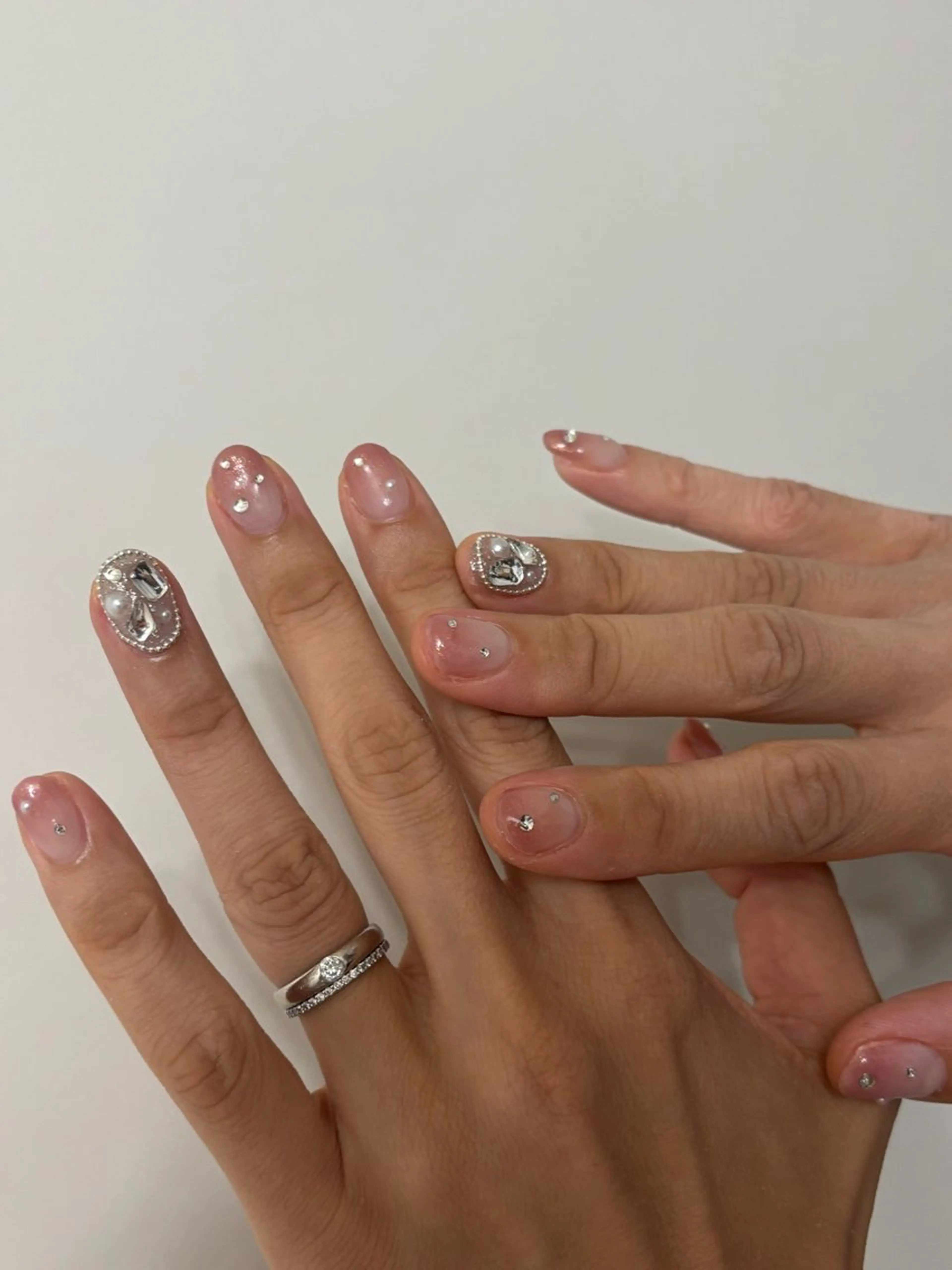 ショート 浅草eknail 🖤EMIRIのネイルデザイン