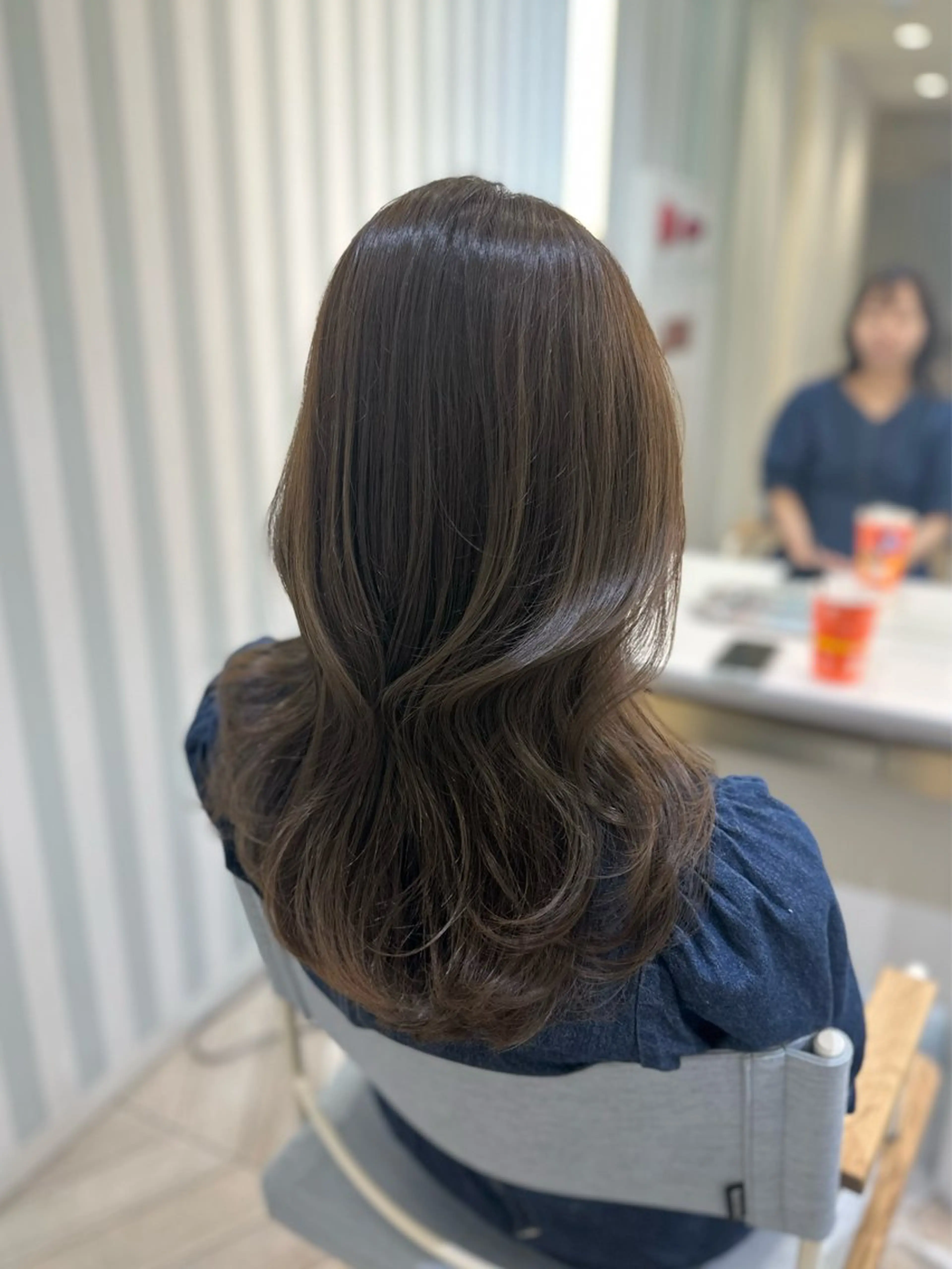 セミロング カラー 韓国ヘア 🇰🇷 RUKA 🩵🤍のヘアスタイル