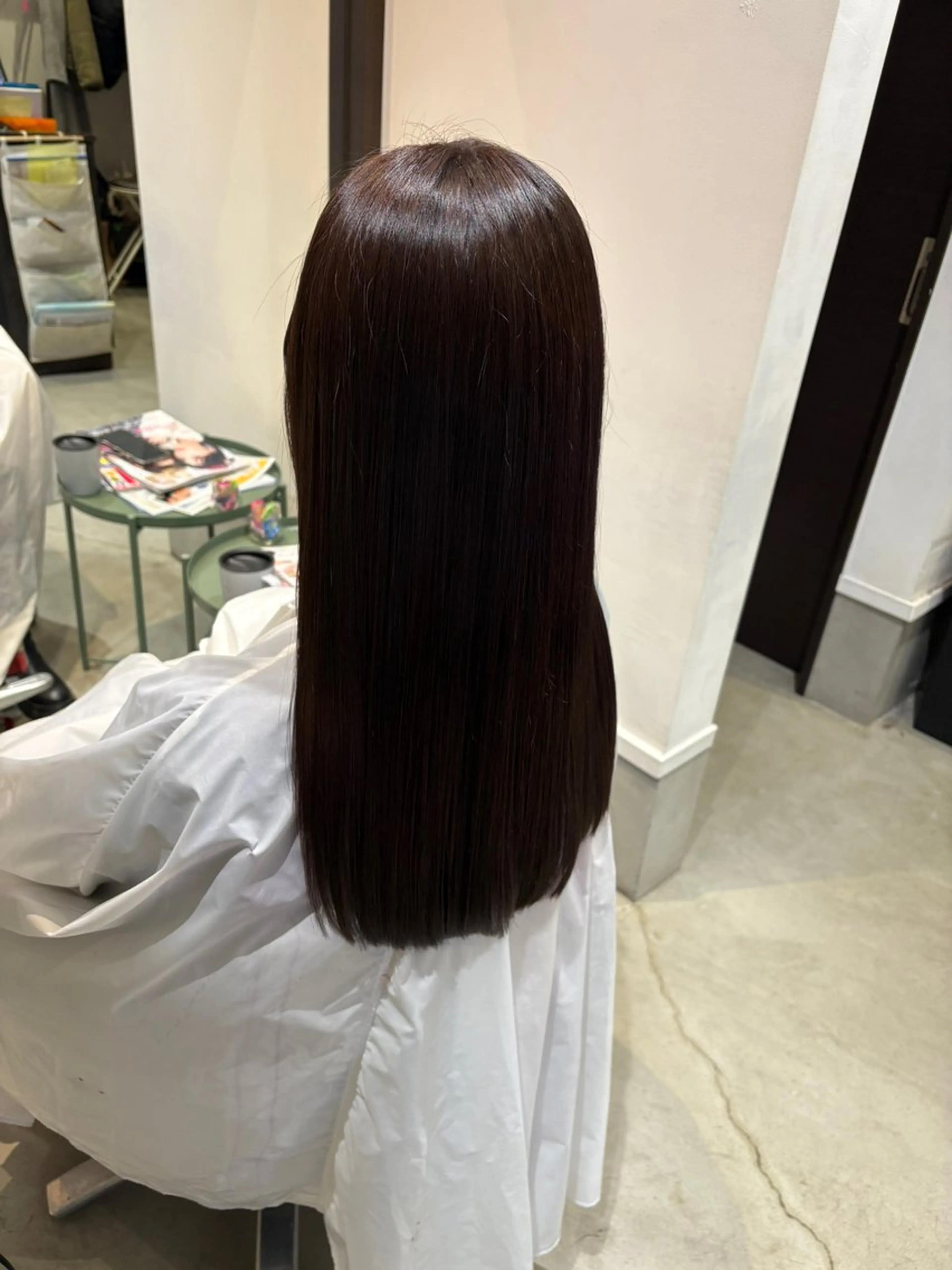 ロング カット ヘアカラー 折本 沙織のヘアスタイル