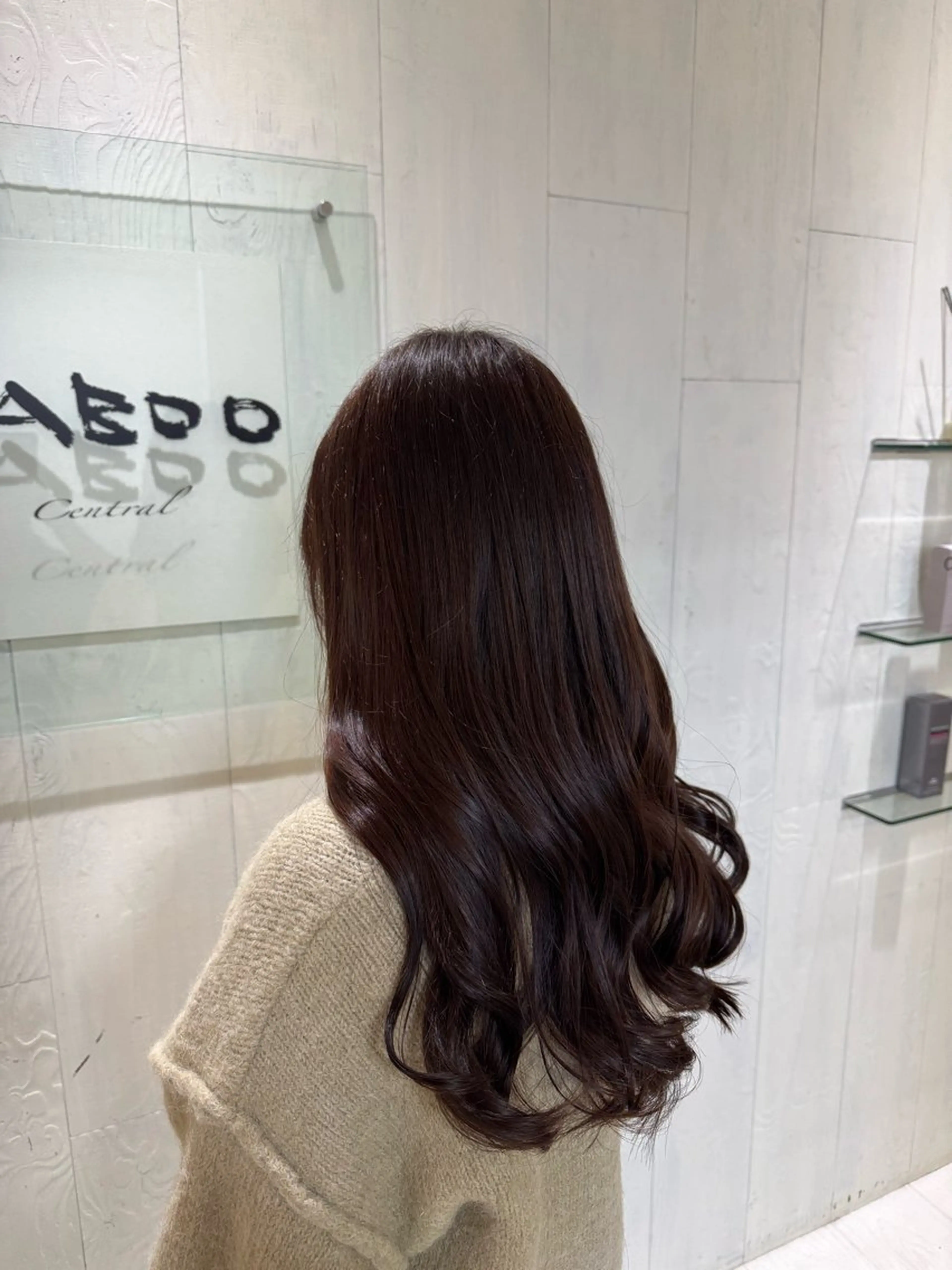 セミロング ヘアカラー トリートメント 美優🐩/透明感/ ブリーチ/栄のヘアスタイル