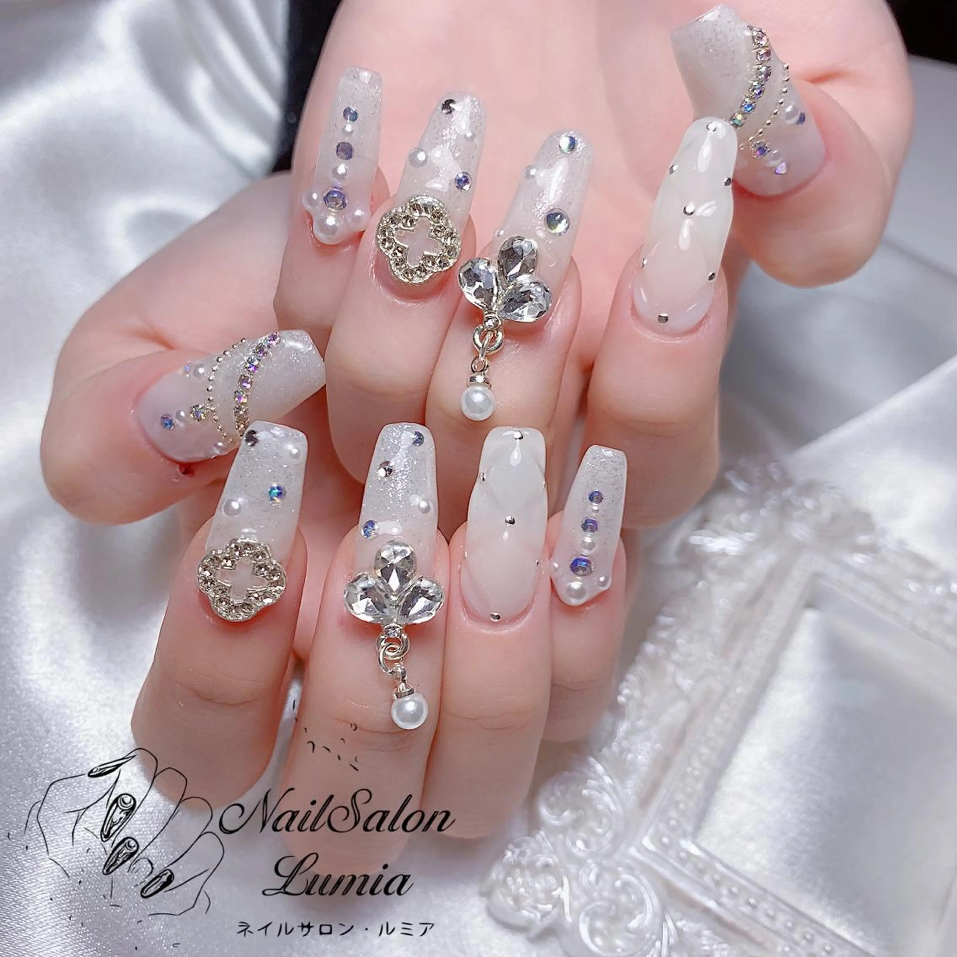 ネイル ハンドネイル ネイルサロン ルミア Lumia 店長のネイルデザイン