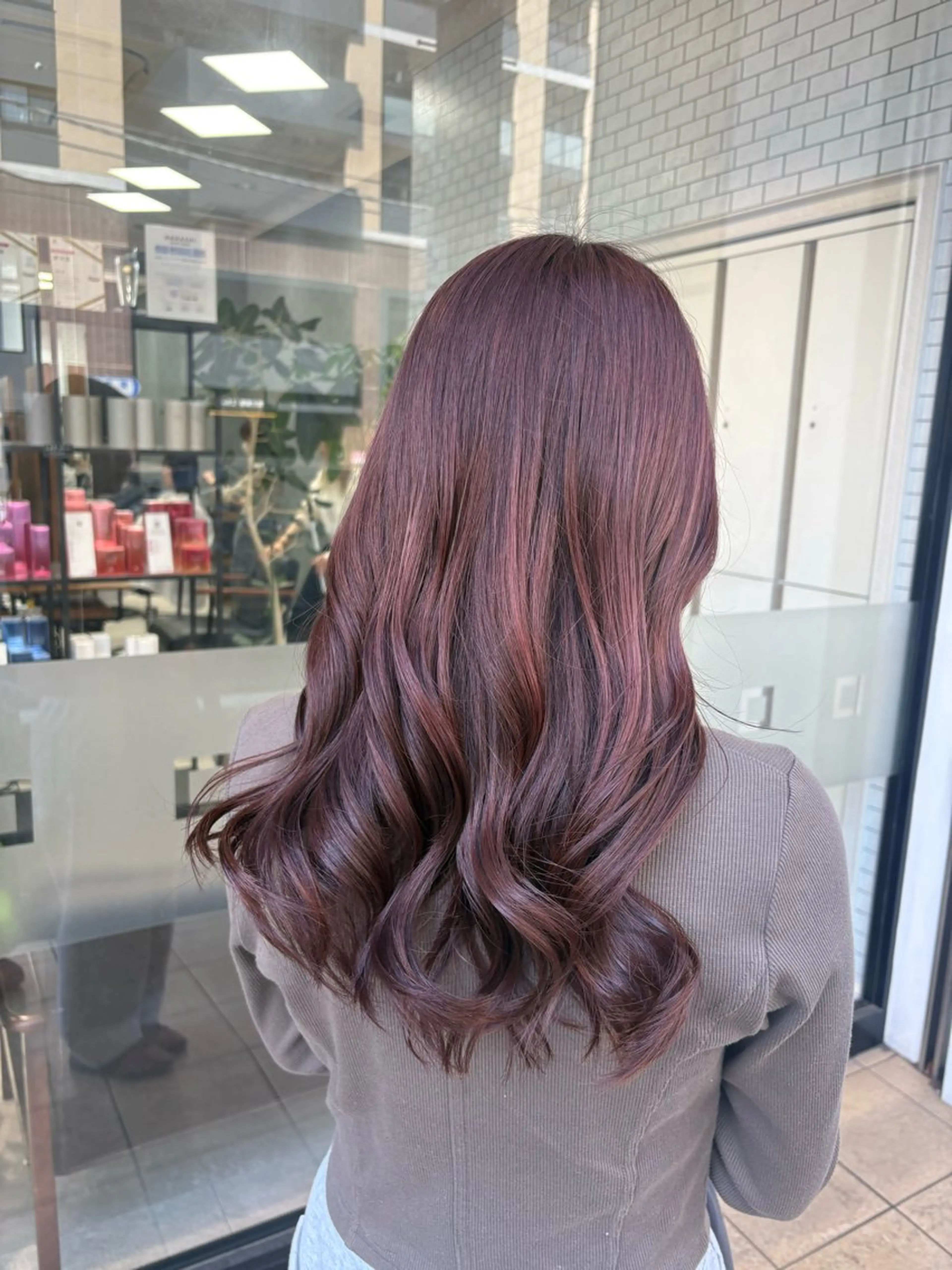 セミロング ピンクラベンダー 艶髪/透明感カラー 🫧韓国ヘアのヘアスタイル