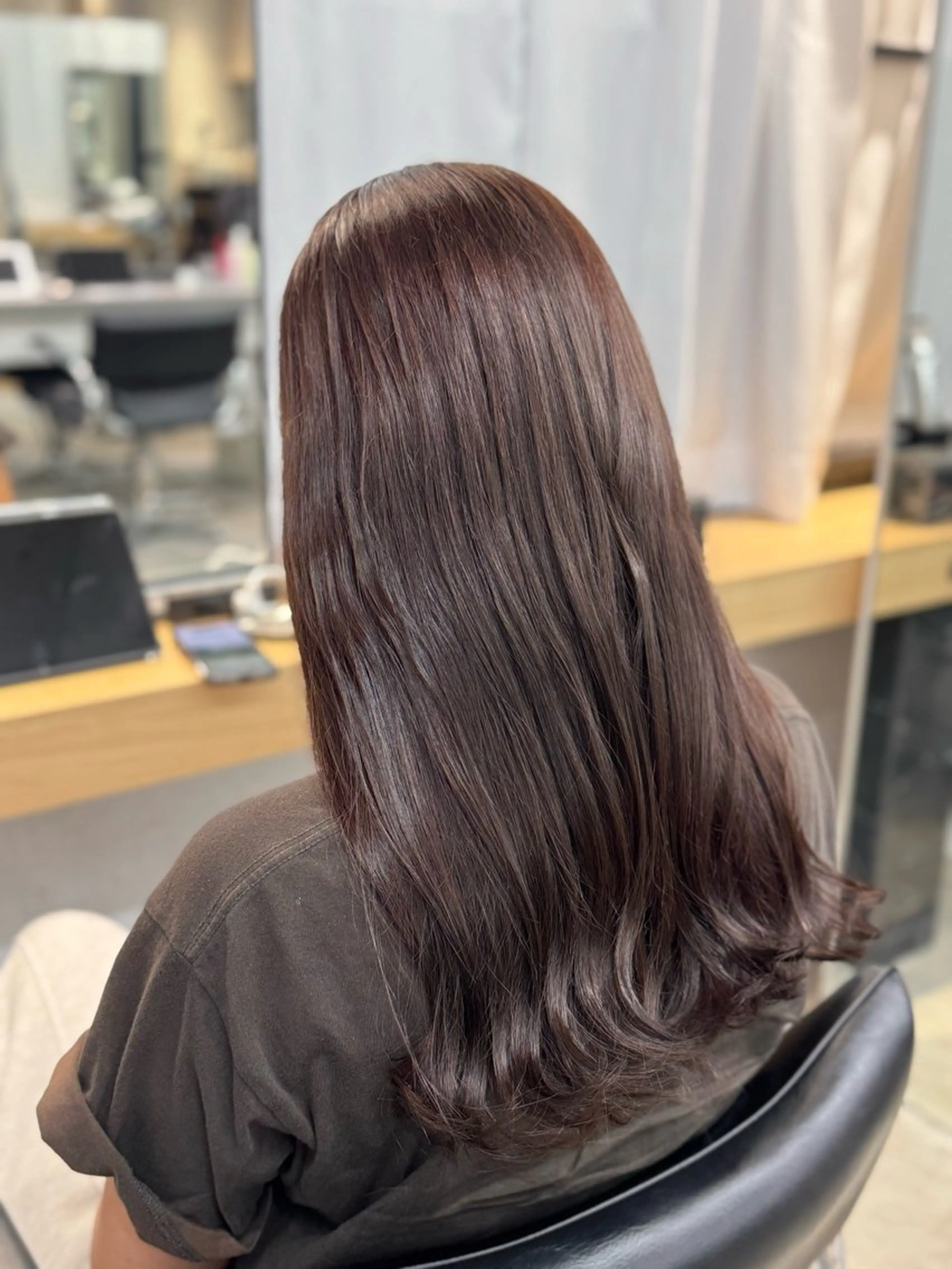 セミロング ヘアカラー leo/レディース ショート特化⛈️のヘアスタイル