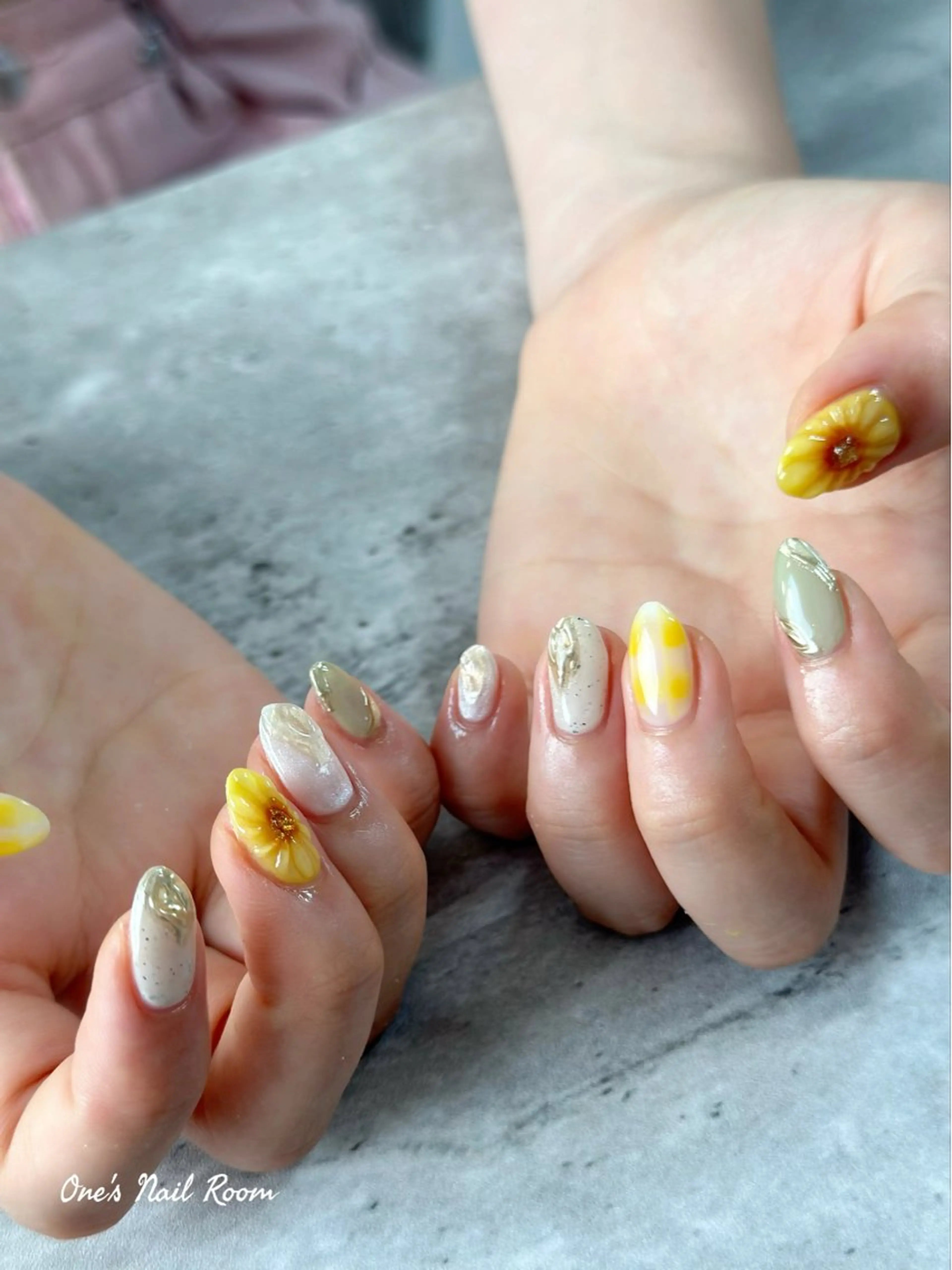 ネイル ハンドネイル One's Nail Roomのネイルデザイン