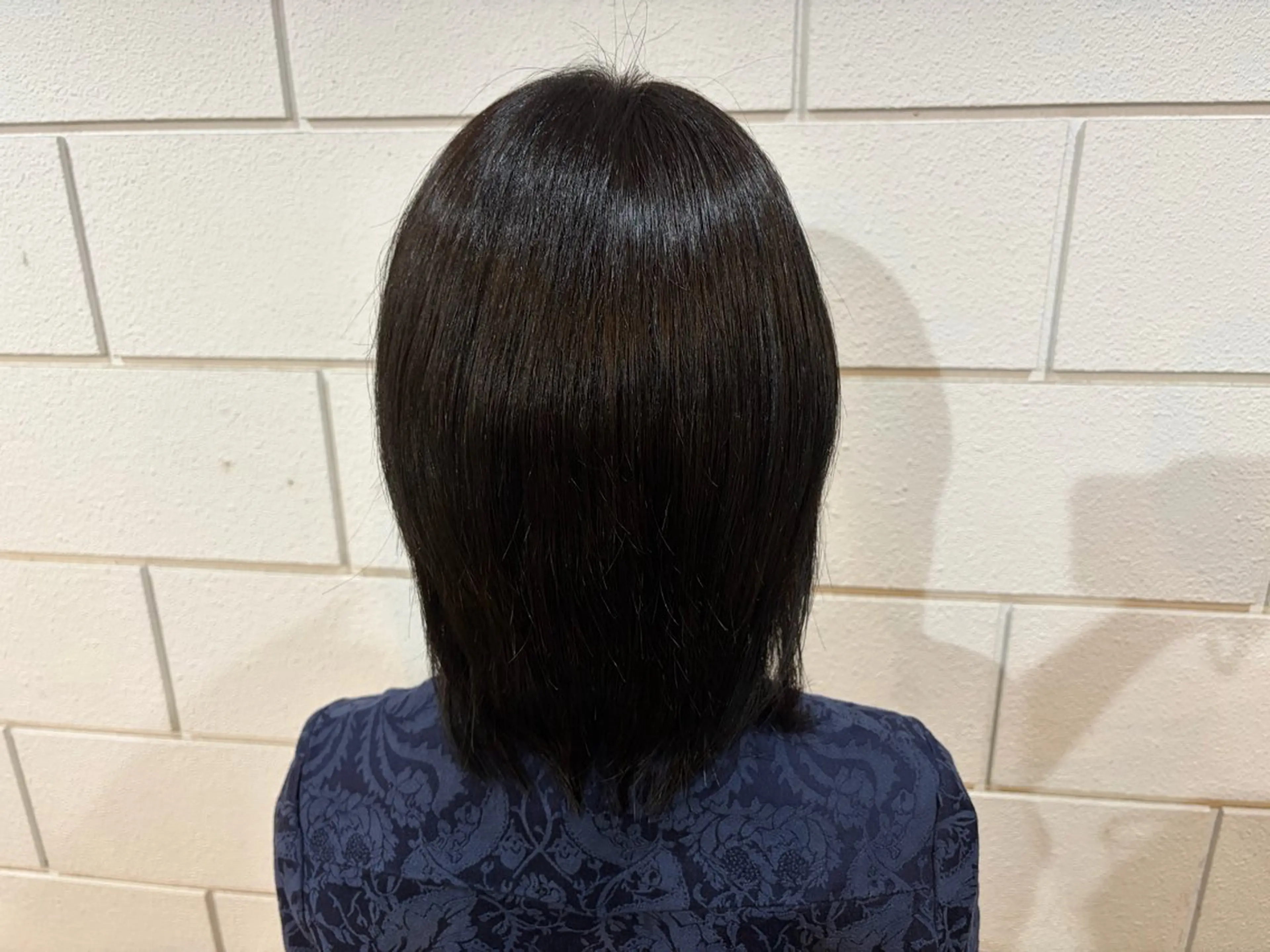 ミディアム カラー ブラウンカラー オリーブブラウン ヘアカラー 土屋 梓咲のヘアスタイル