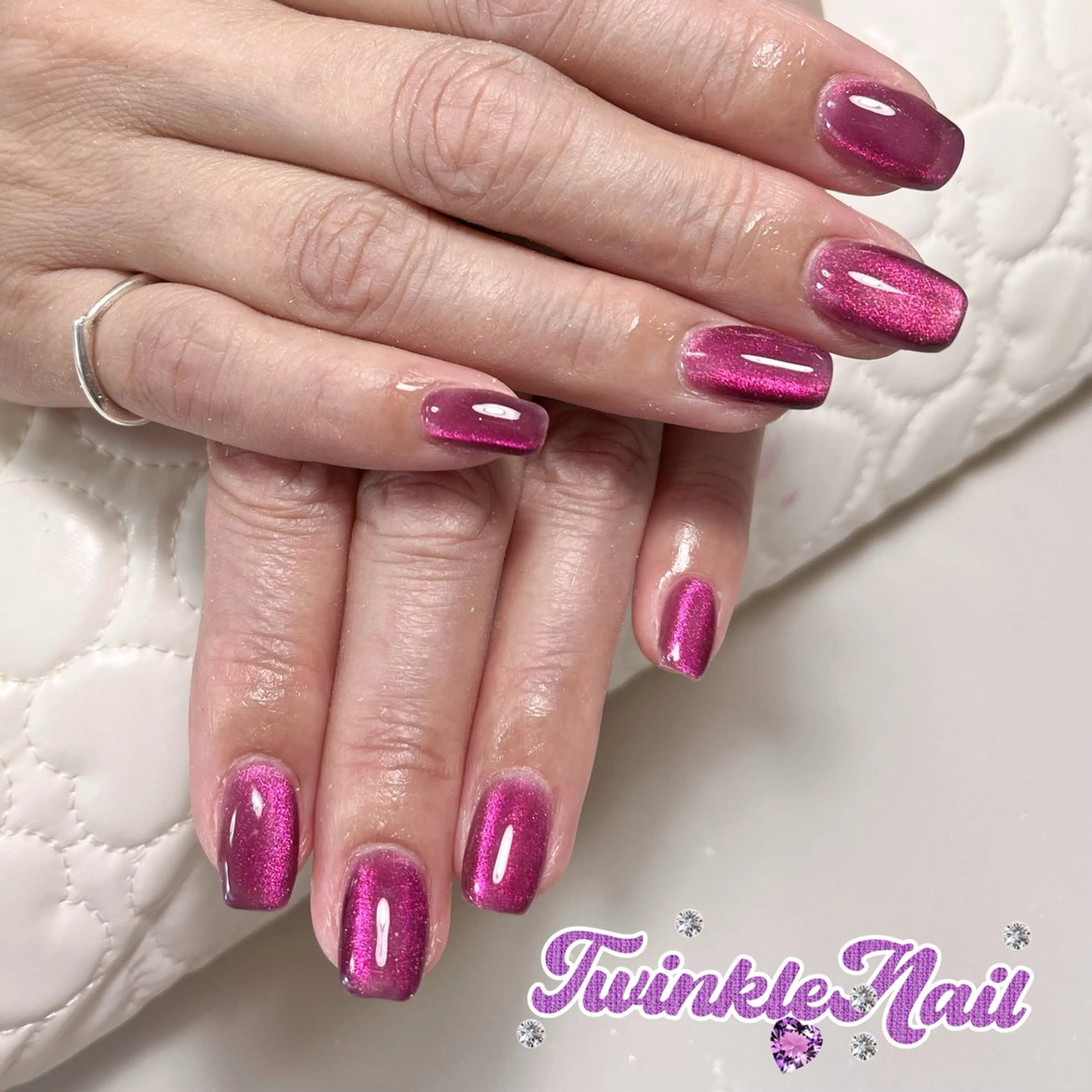 ネイル キラキラネイル マグネットネイル Twinkle Nail Kuboのネイルデザイン