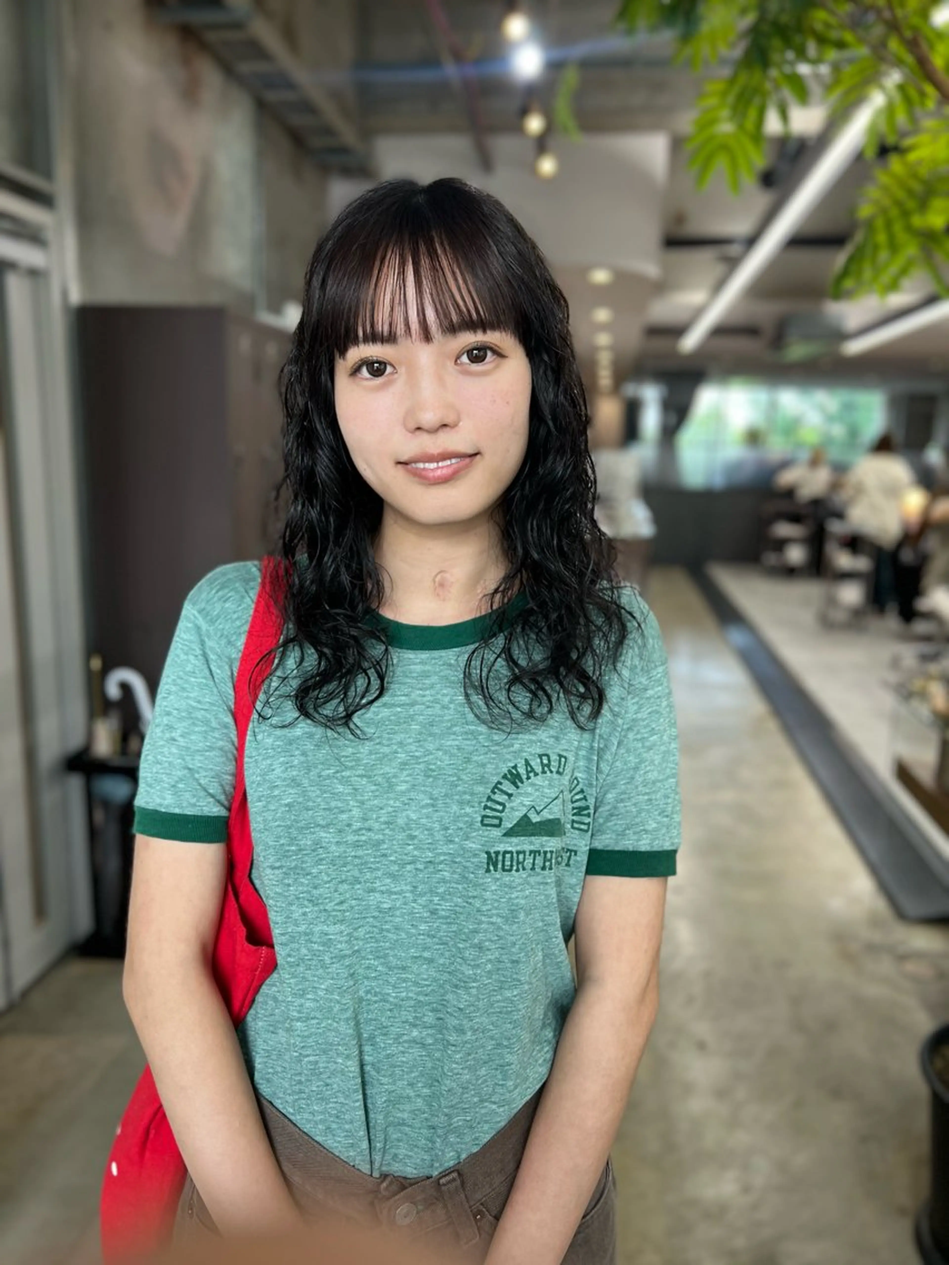 セミロング カラー パーマ セミロングパーマ パープルカラー カット ヘアカラー パーマ 水野 雪 /パーマ/暖色カラーのヘアスタイル