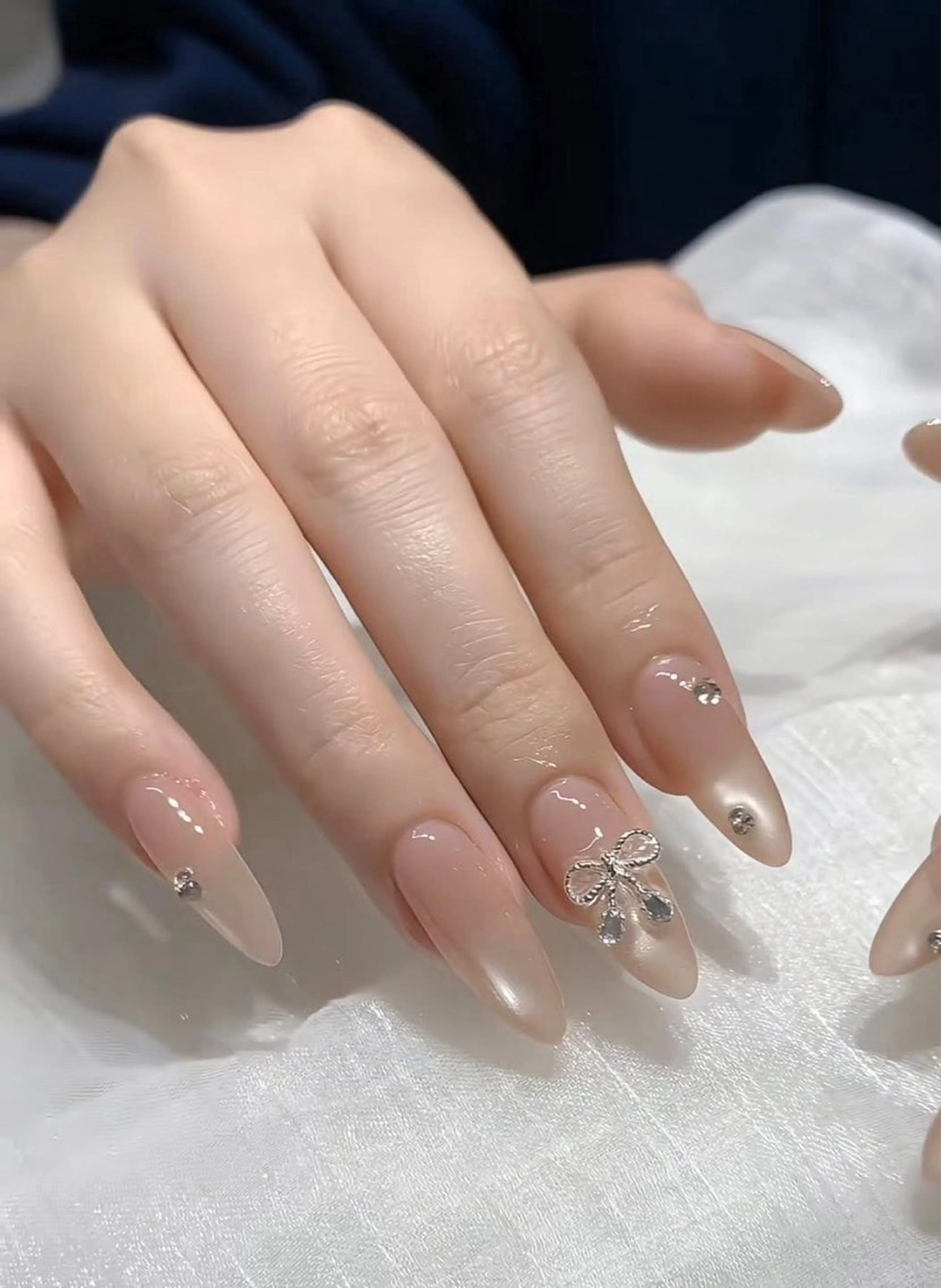 ネイル チークネイル フレンチネイル グラデーション キラキラネイル 韓国ネイル Minette nailHuongのネイルデザイン