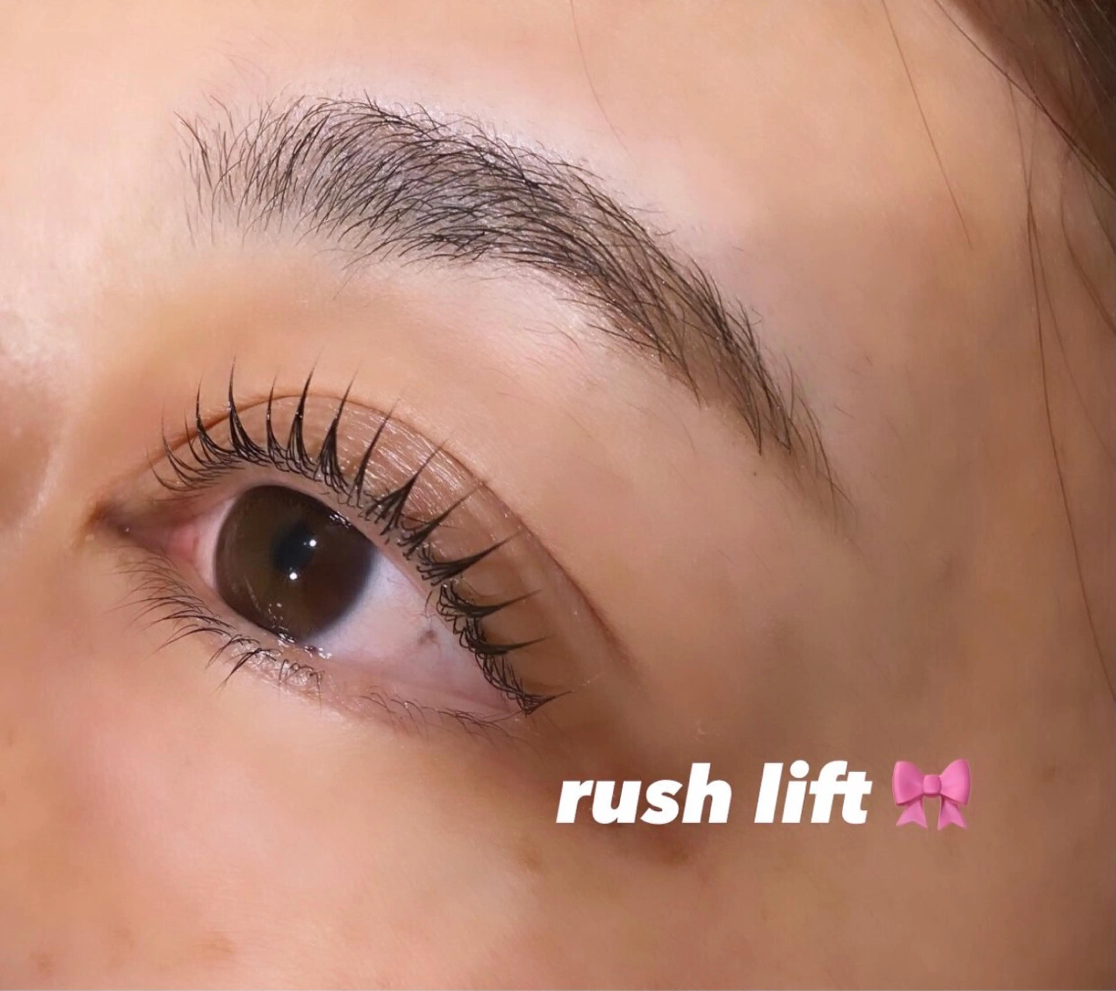 マツエク・マツパ カワイイ保証🤍🪄 yuiの眉毛・アイブロウイメージ