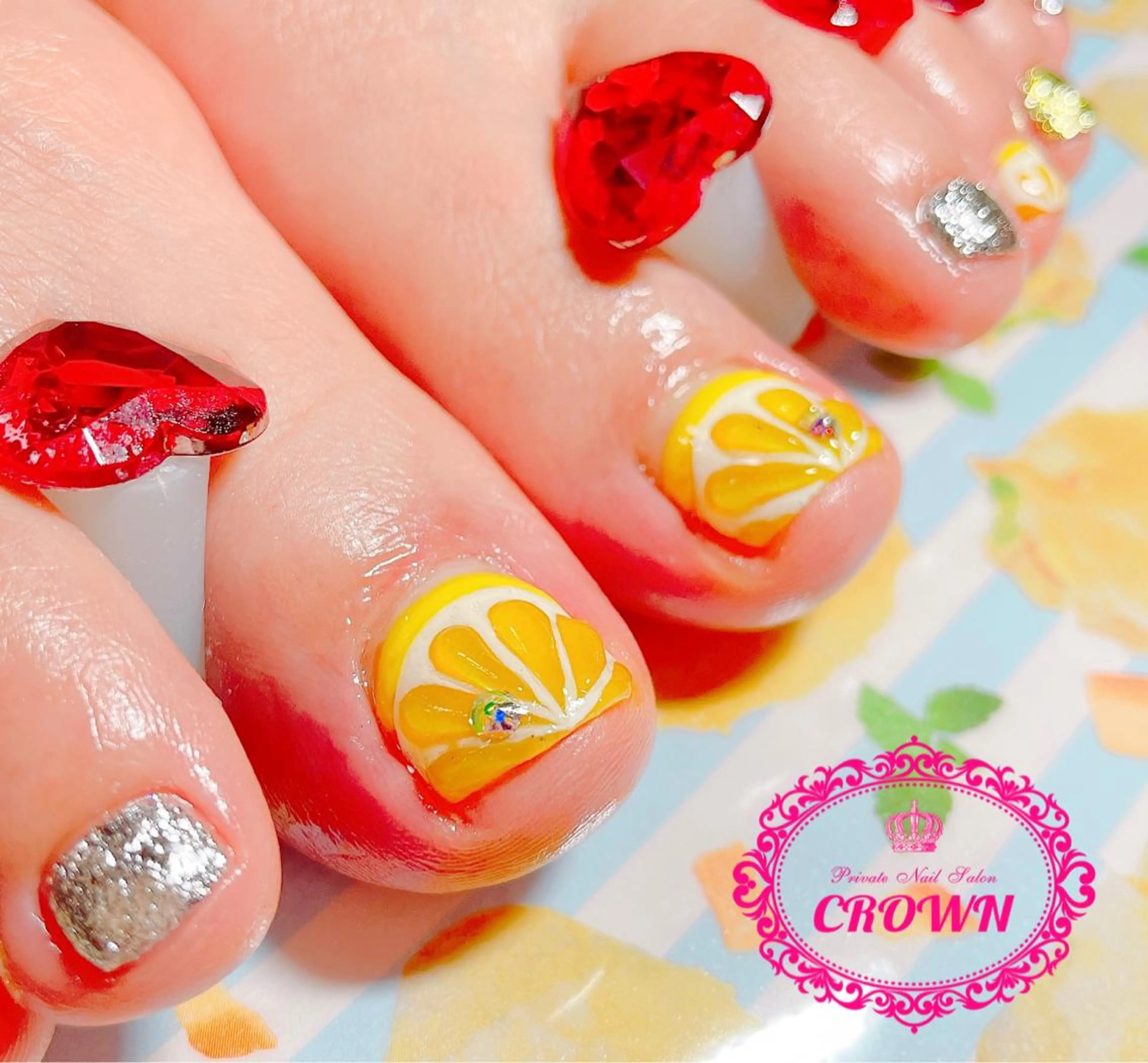 ネイル CROWN プライベートサロンのネイルデザイン