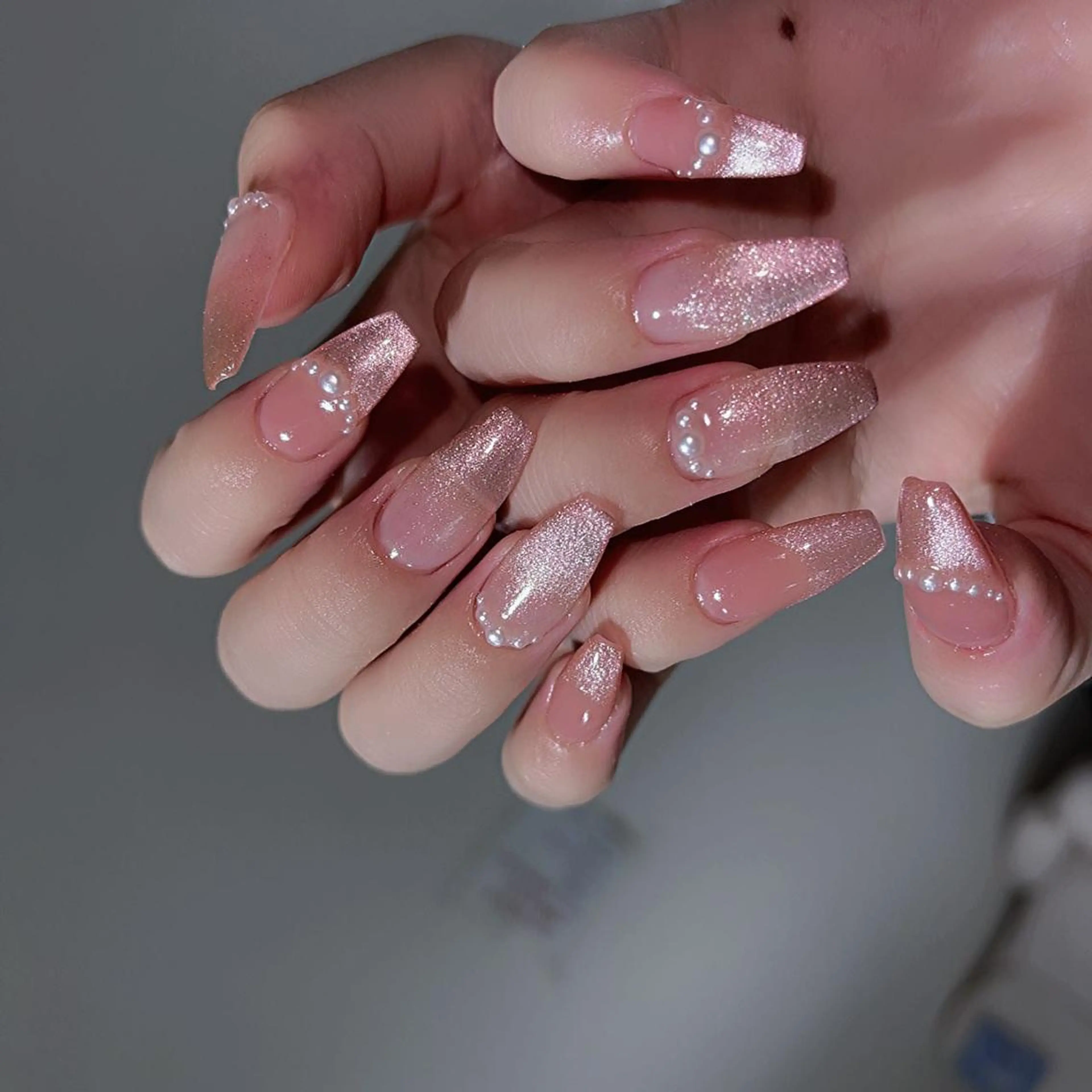 ネイル 長さ出し ネイルチップ Queens みなみのネイルデザイン