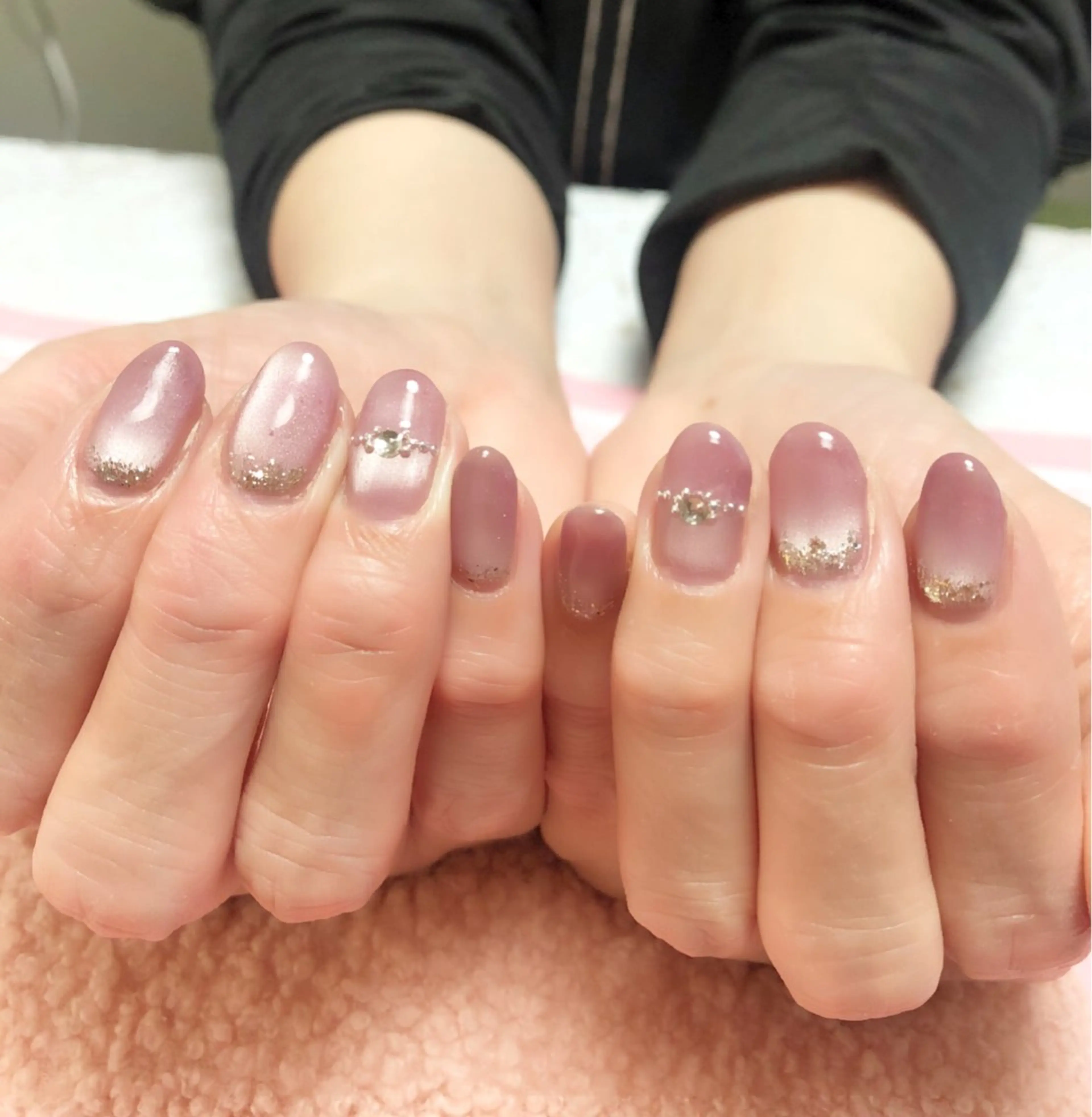 ネイル マグネットネイル ＧＬAD グラットのネイルデザイン