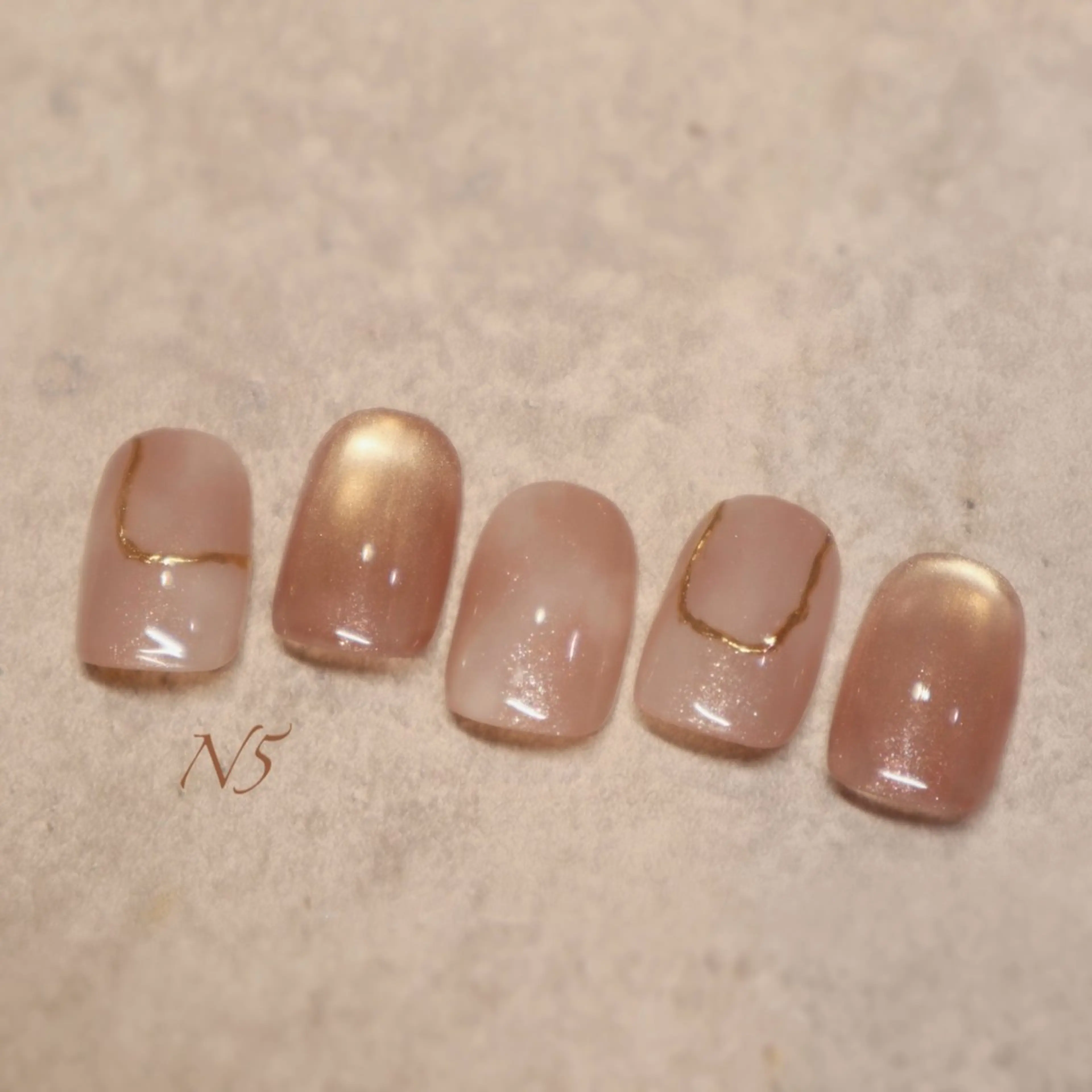 ネイル 🫧N5表参道 nao🐄のネイルデザイン