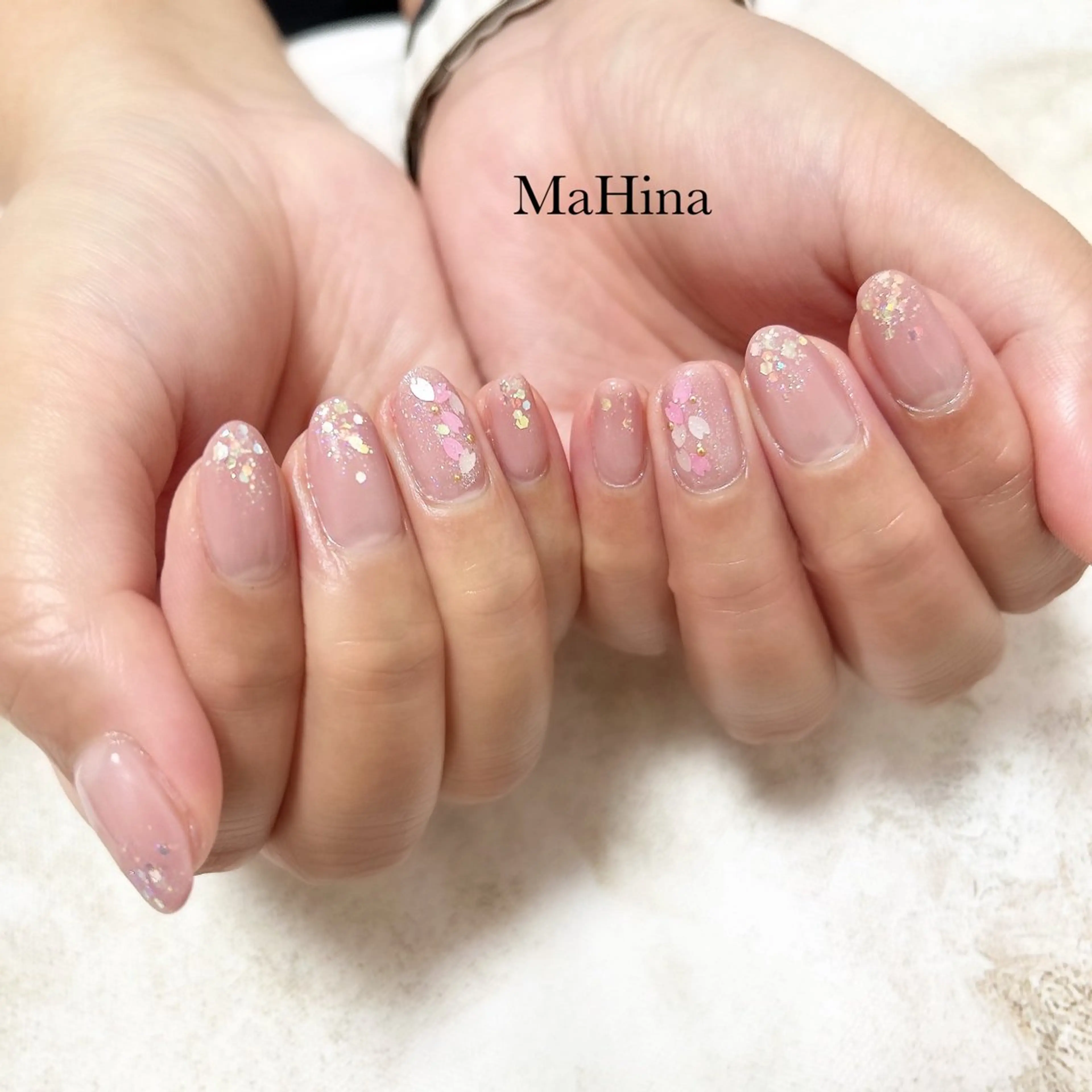 ネイル 桜ネイル ジェルネイル マグネットネイル 春ネイル ハンドネイル MaHina🌙 salonのネイルデザイン