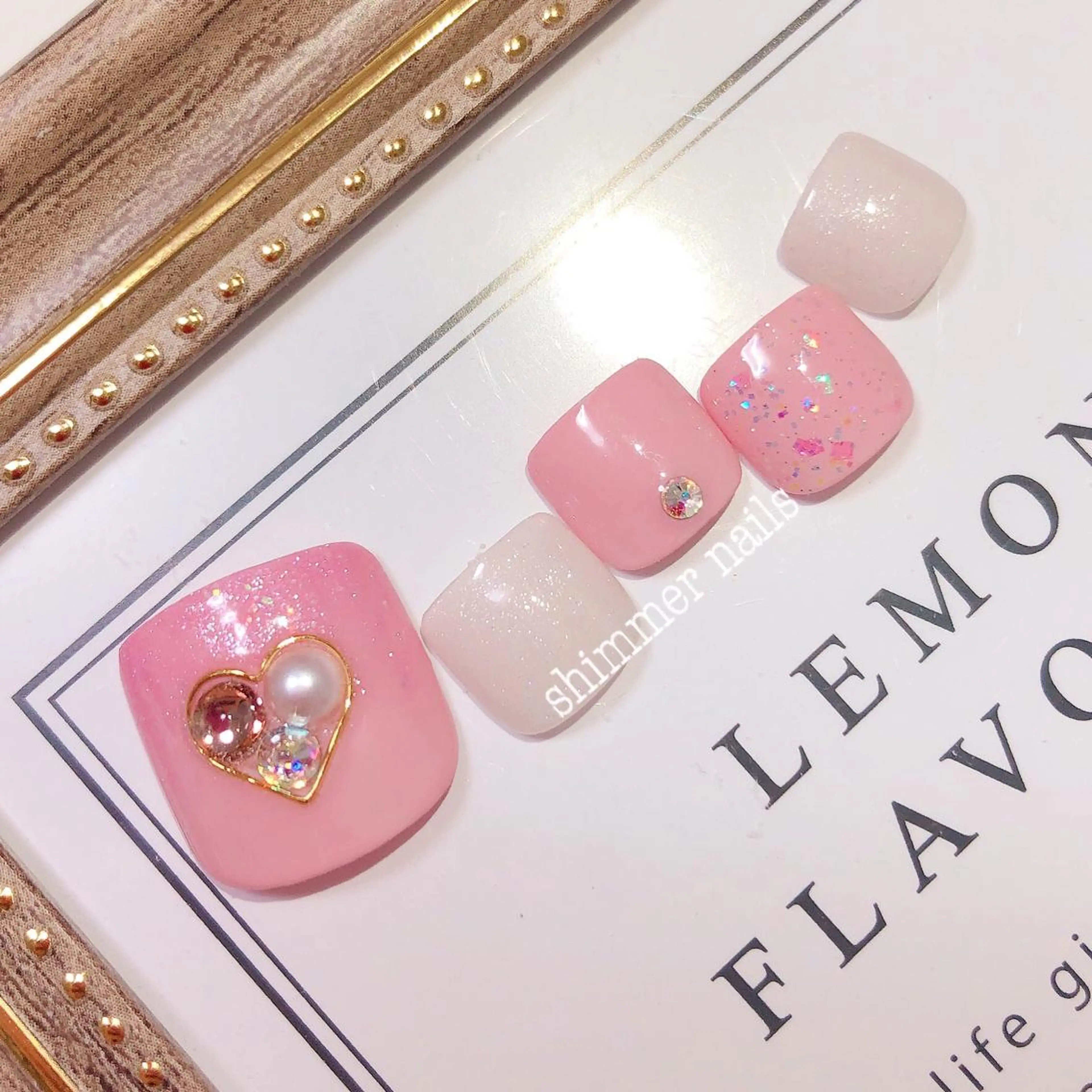 ネイル shimmer nailsのネイルデザイン