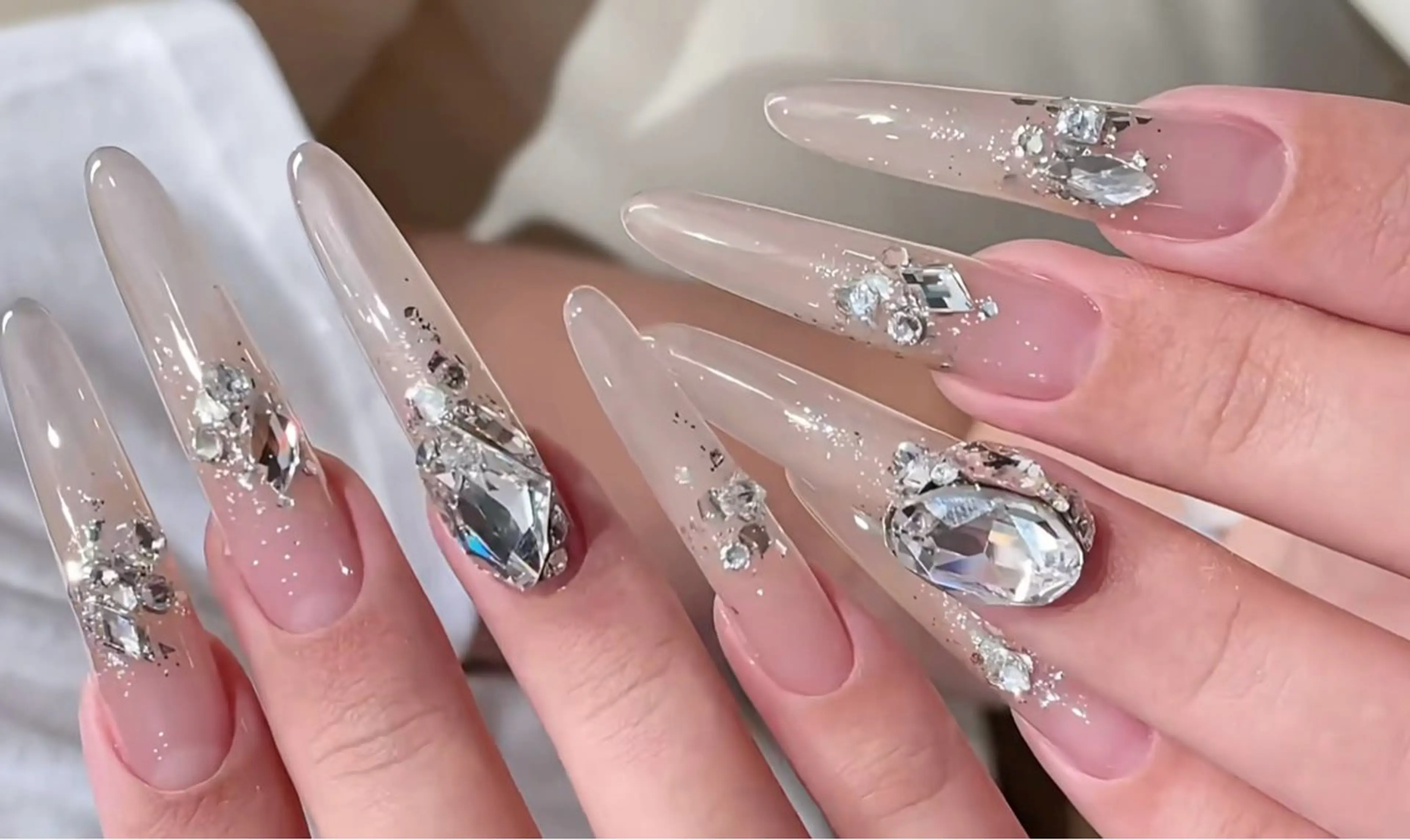 ネイル 🖤スカルプ専門店 新宿・MR🖤のネイルデザイン