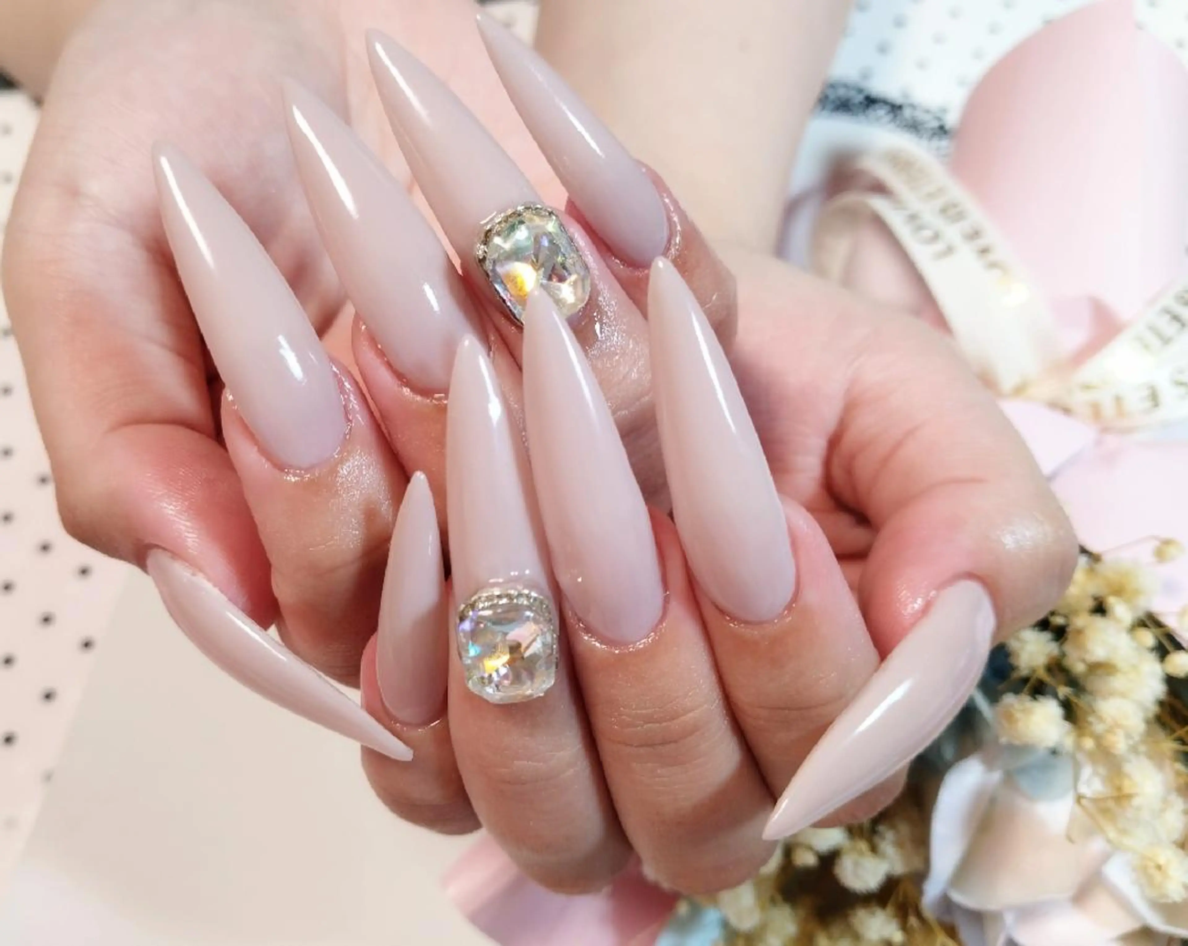 ネイル ロングネイル ワンカラーネイル ハンドネイル ハンドケア ＤI'A ネイルサロンのネイルデザイン