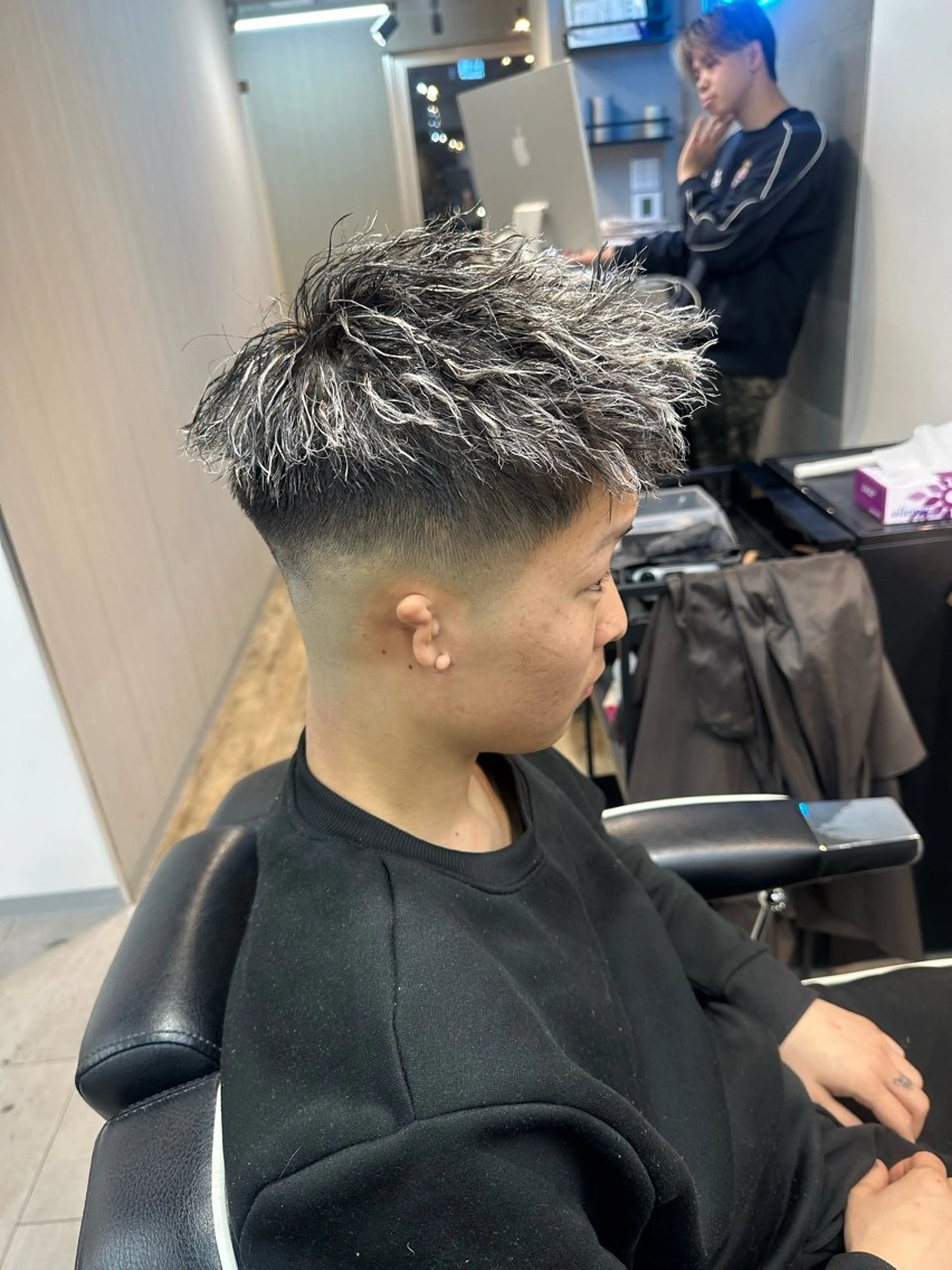 完全イメチェン‼️カット、パーマ、メッシュの写真