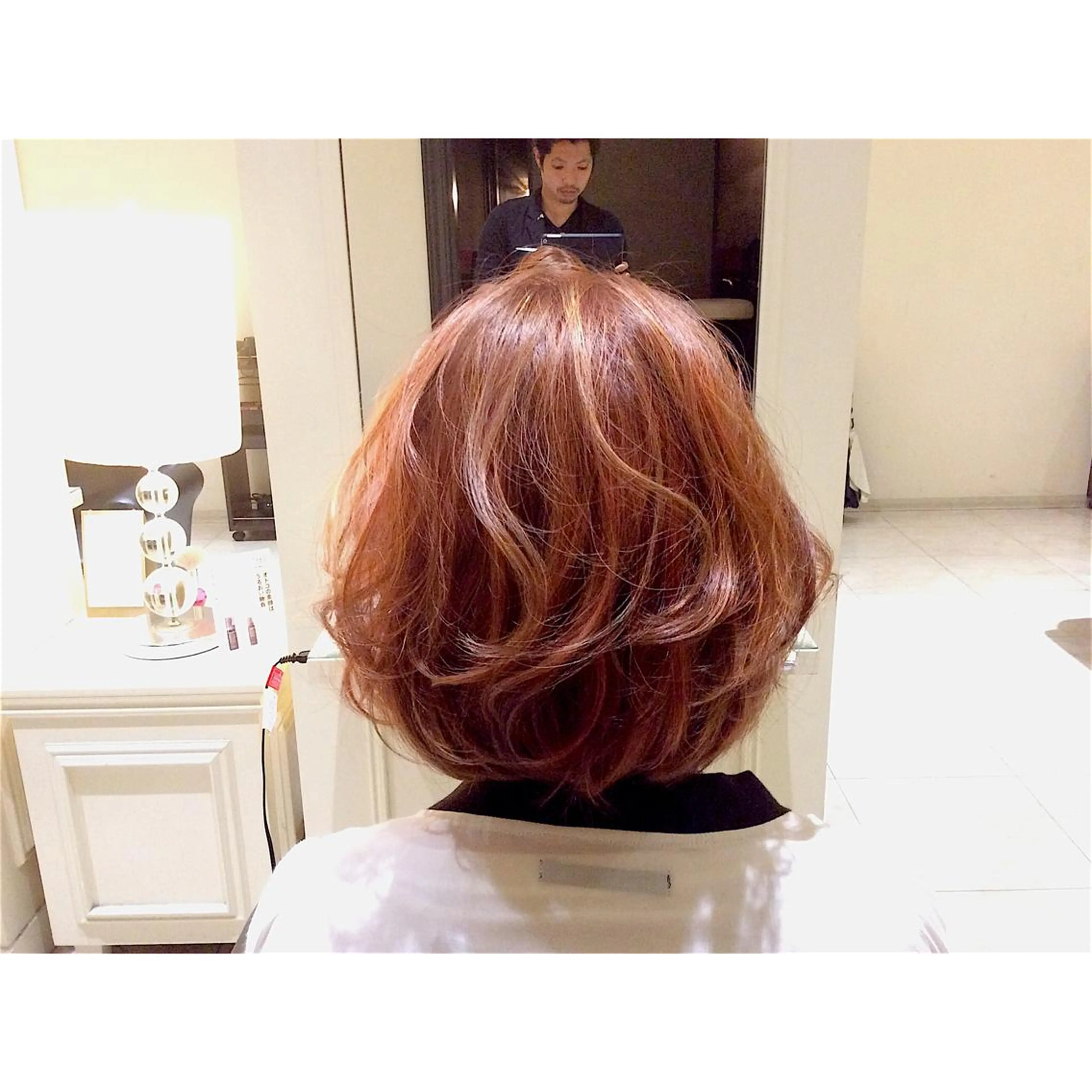 ショート カラー ハイライトカラー オレンジ ボブ ハイライト 髪質改善✨カラー特化 サロン🎨平尾晃一のヘアスタイル