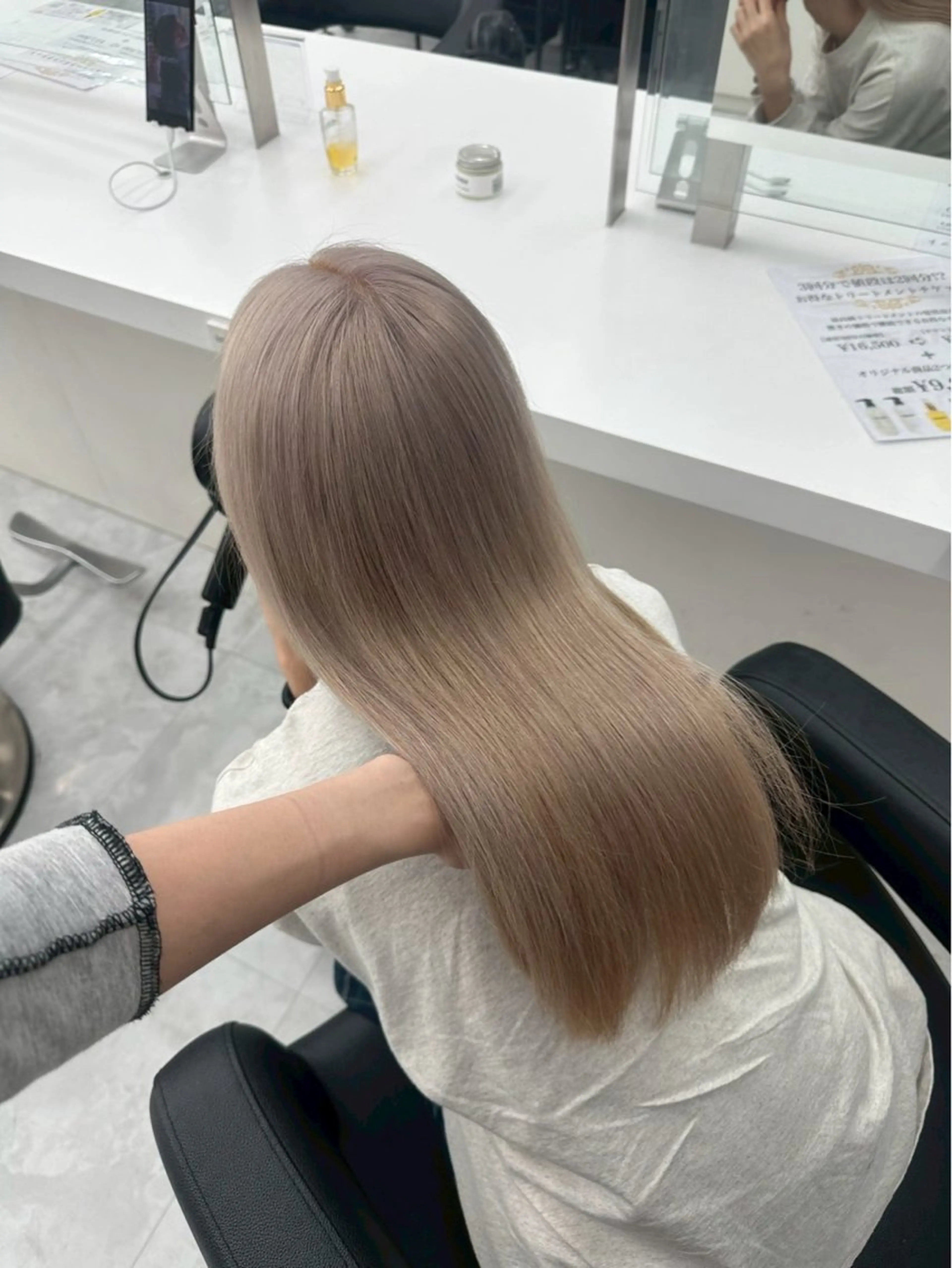 【🐈‍⬛限定価格🐈‍⬛】ブリーチなしダブルカラー➕髪質改善トリートメント🏹🐩の写真