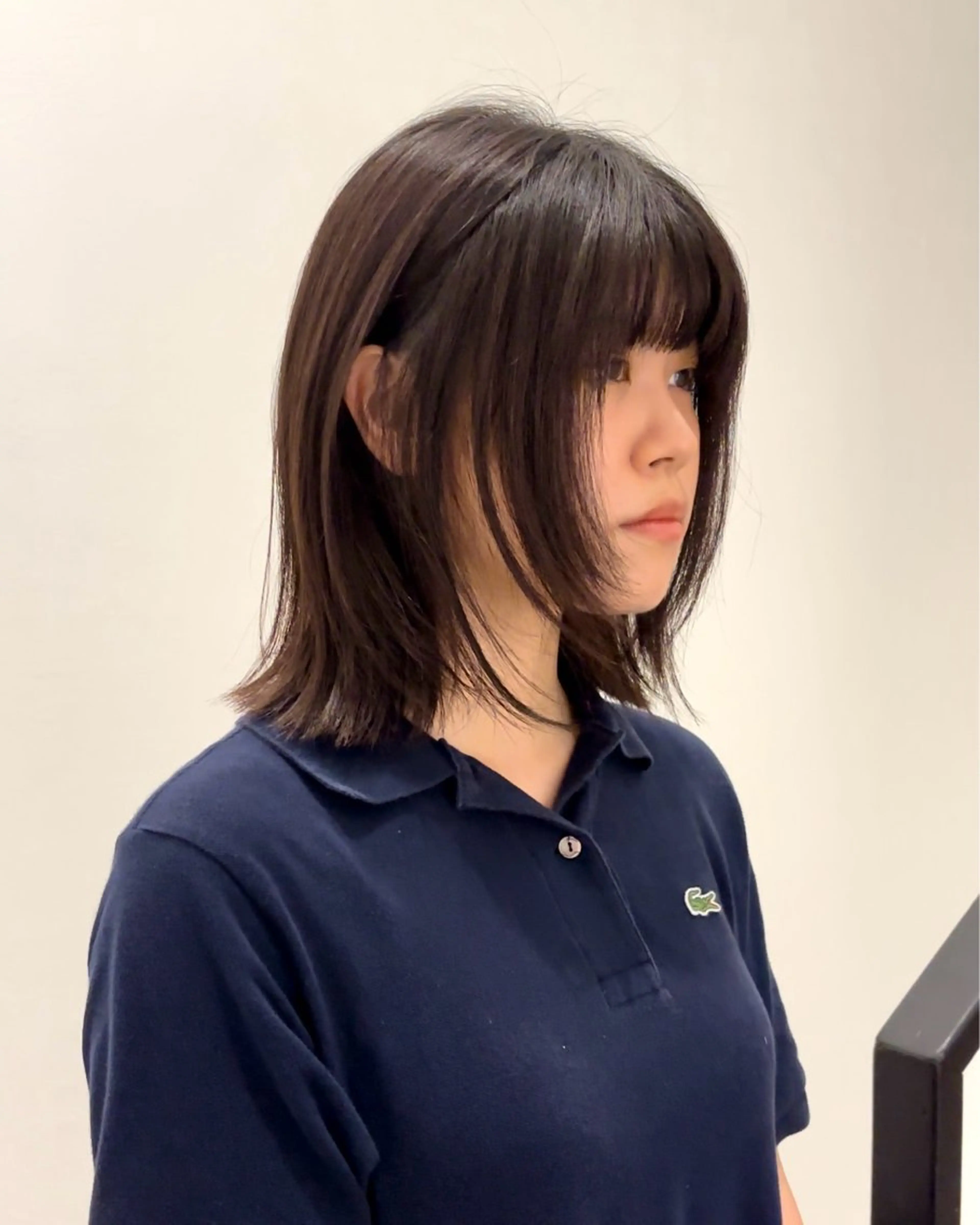 ショート カラー パーマ ヘアアレンジ メンズ 切りっぱなしボブ メンズ韓国風 ボブ くせ毛 髪質改善 切りっぱなしヘアボブ ミディアムヘアRYOのヘアスタイル