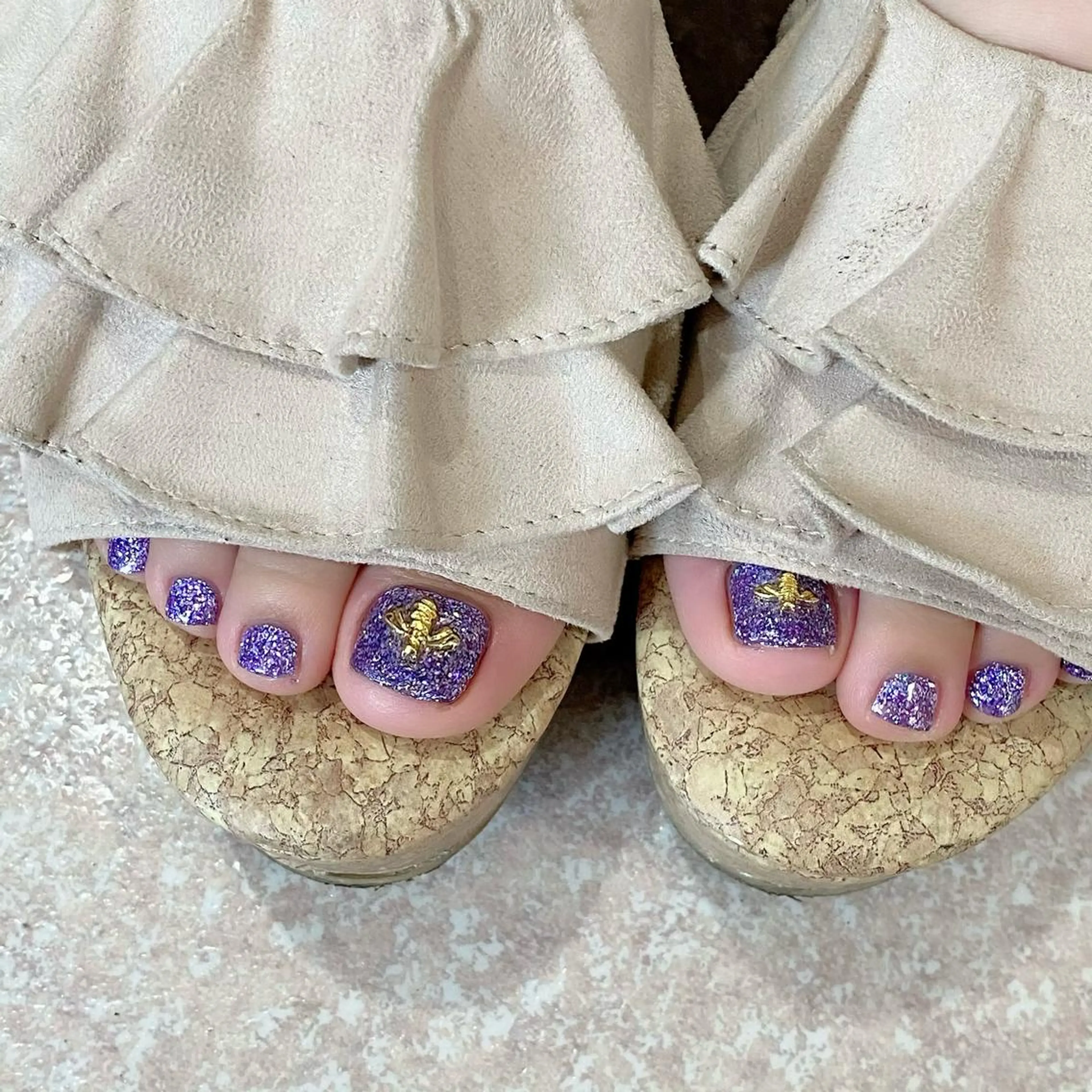 ショート カラー パーマ ヘアアレンジ メンズ キッズ ネイル マツエク・マツパ パープルカラー フットネイル ジェルネイル パープル 夏ネイル Salon Ｋのネイルデザイン