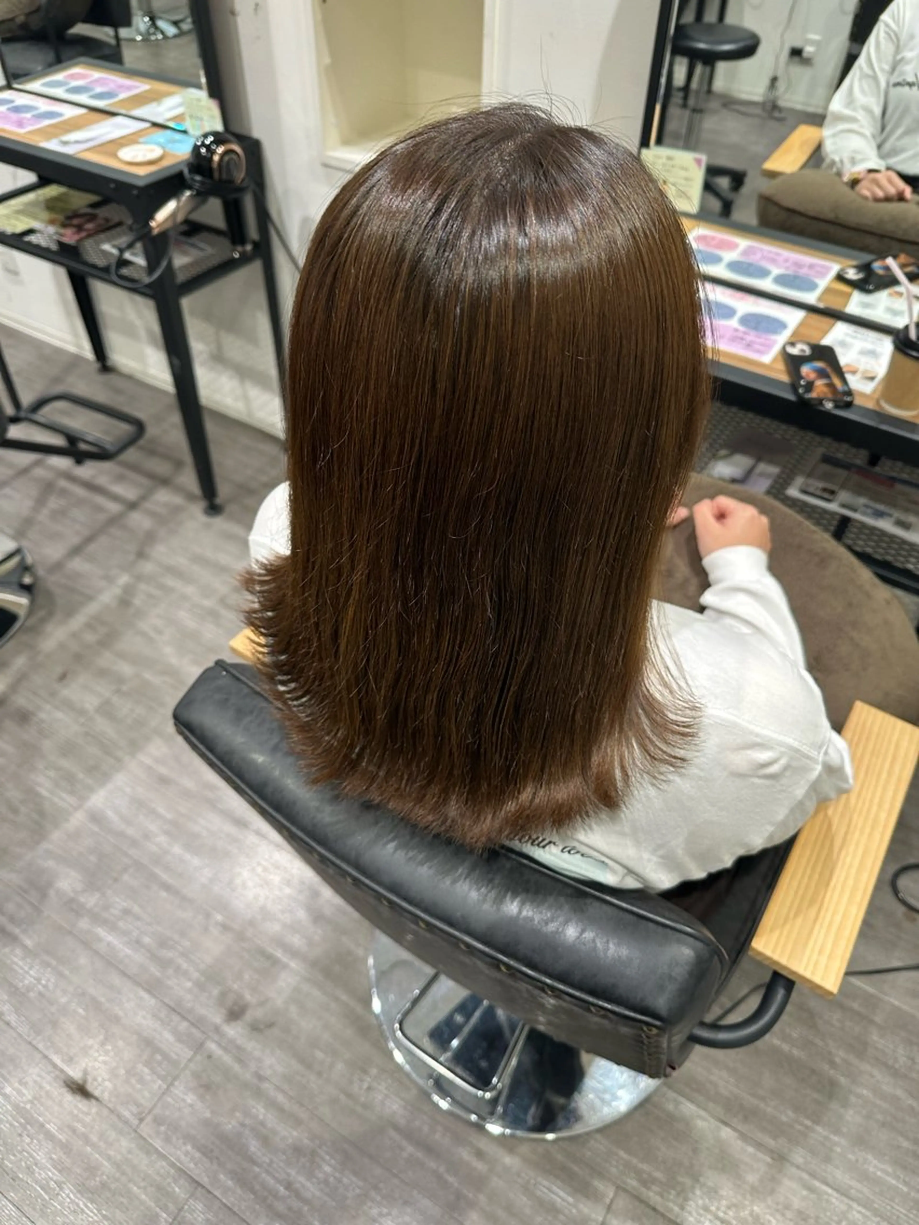 ミディアム カラー アッシュ アッシュグレー アッシュグレージュ グレージュ ヘアカラー トリートメント 艶髪レイヤー上田 紗也🇰🇷💗のヘアスタイル