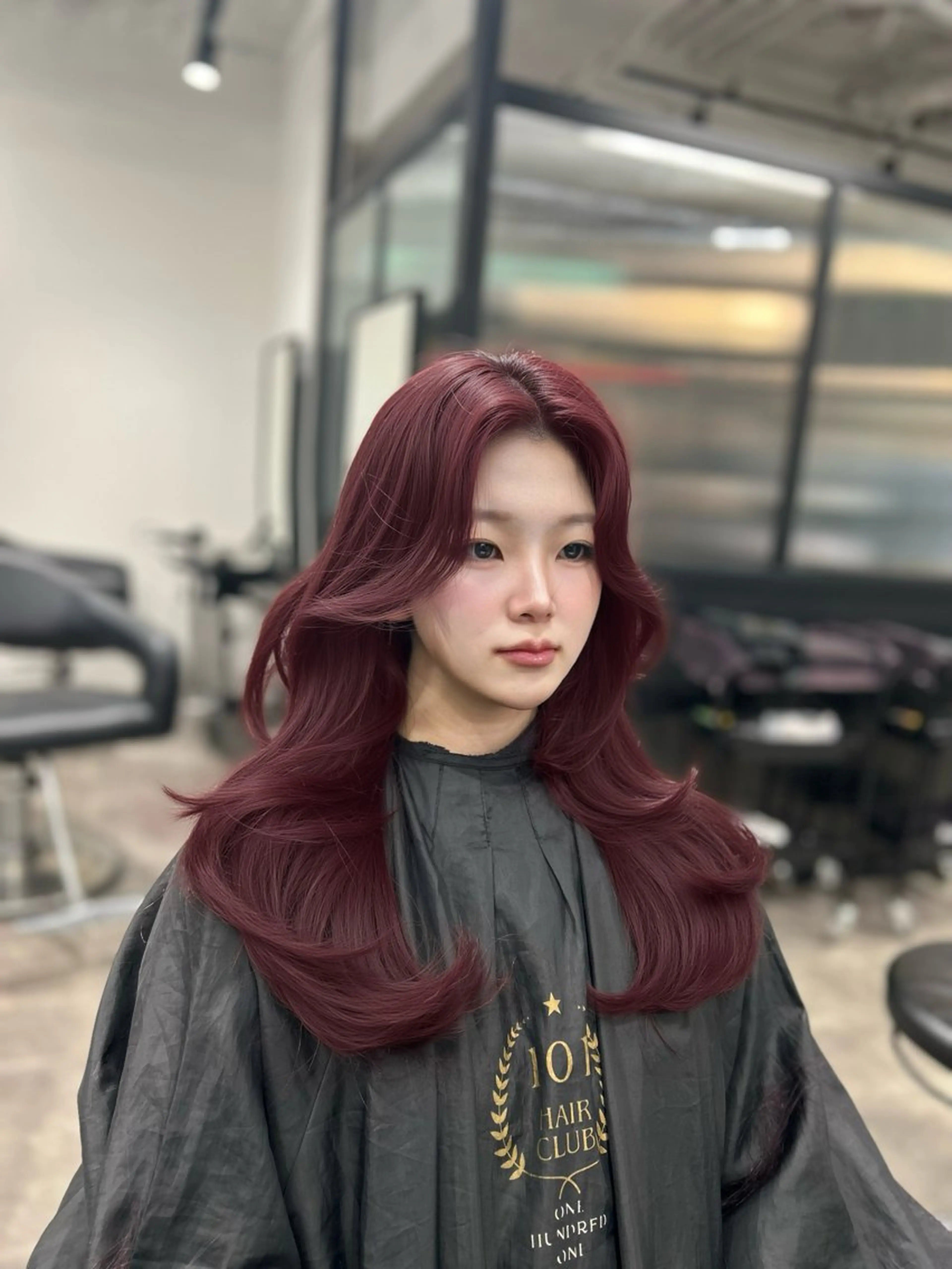 セミロング カラー ヘアアレンジ ヘアカラー トリートメント ヘッドスパ ヘアセット 💎韓国/ レイヤー カット/ 暖色🫧のヘアスタイル