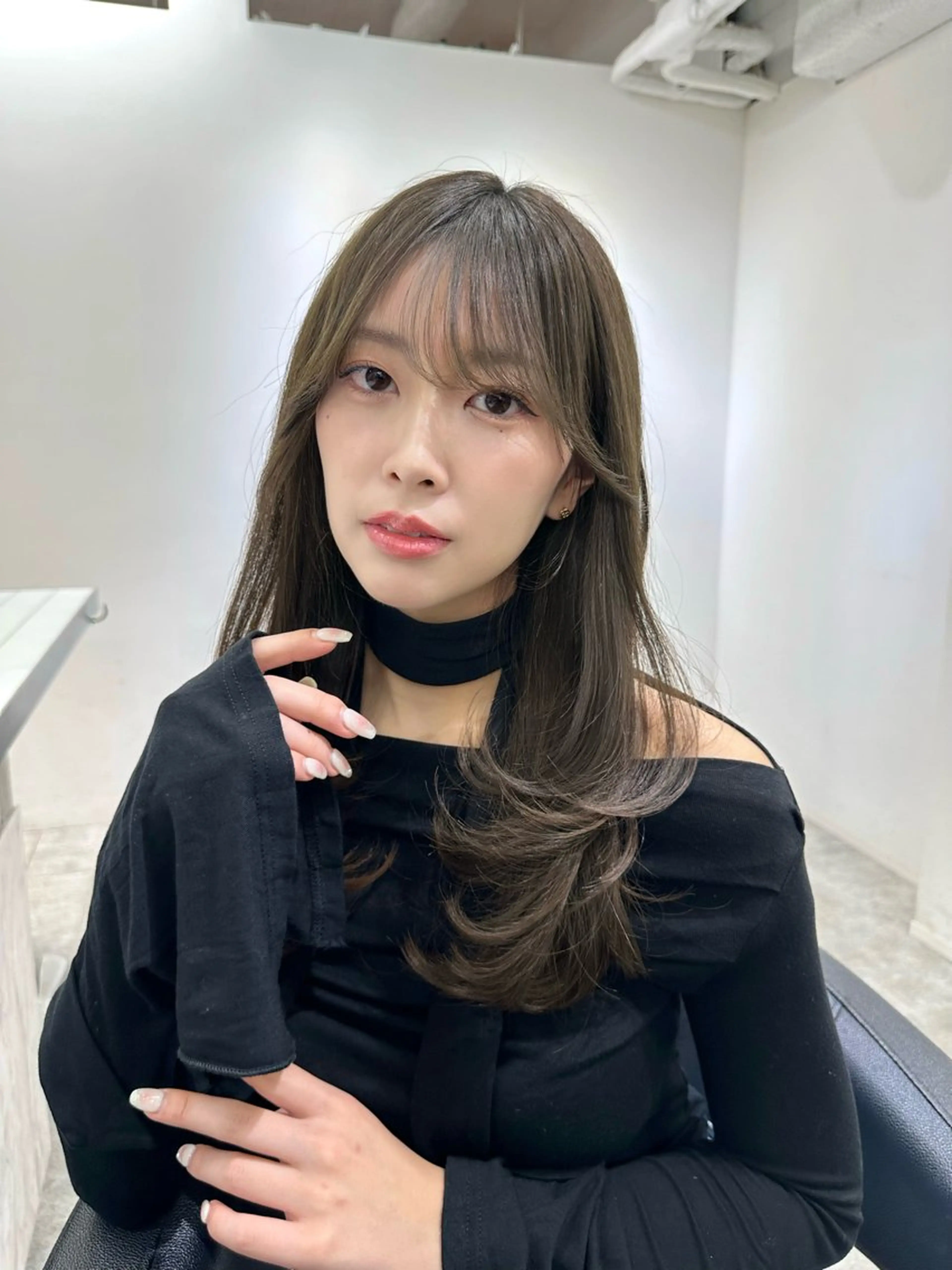 セミロング カラー ミディアムレイヤー 添田晃基のヘアスタイル