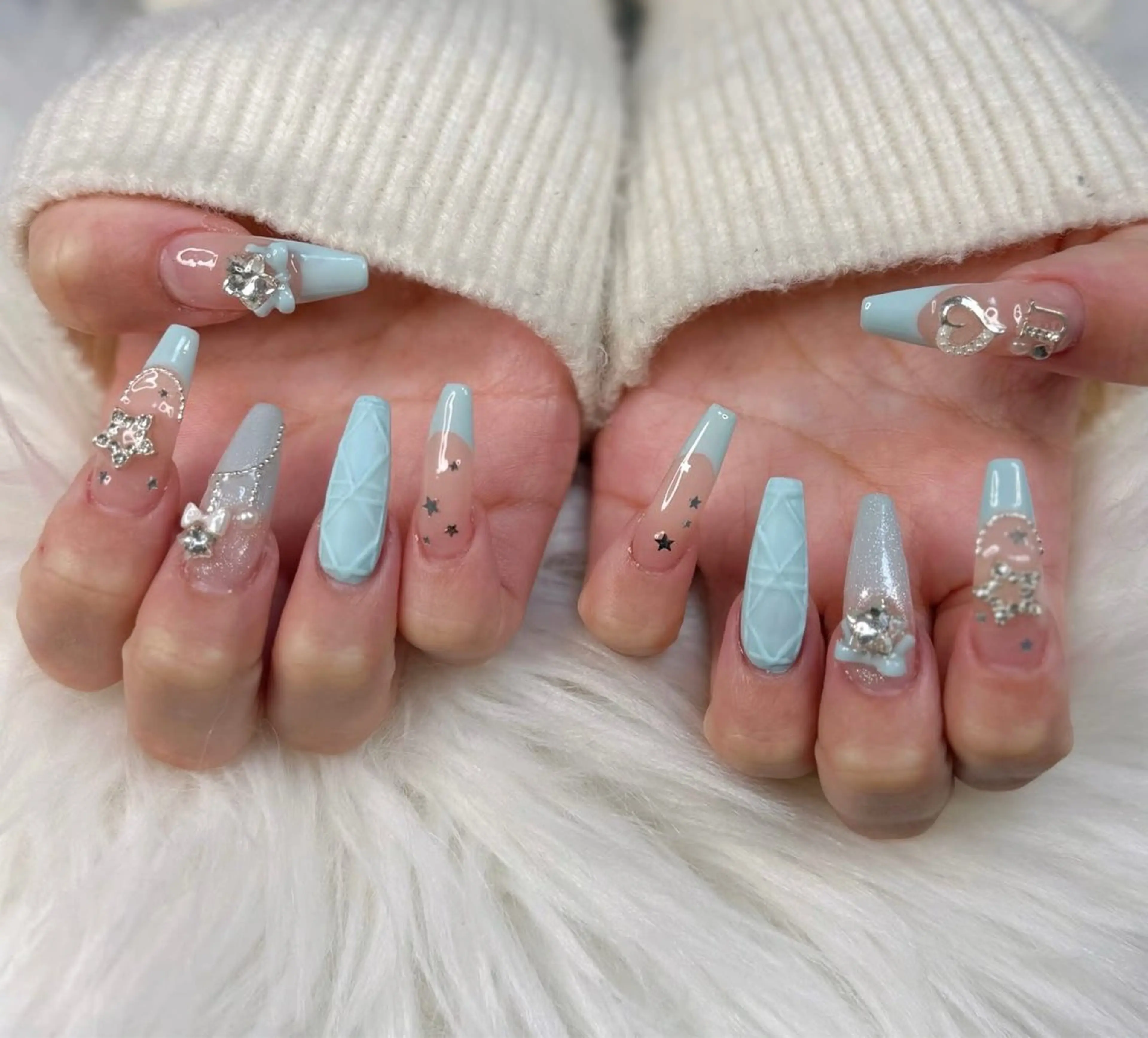 ネイル アートネイル オーロラネイル チークネイル 長さ出し フットネイル Noiranail_ studio川越西口のネイルデザイン