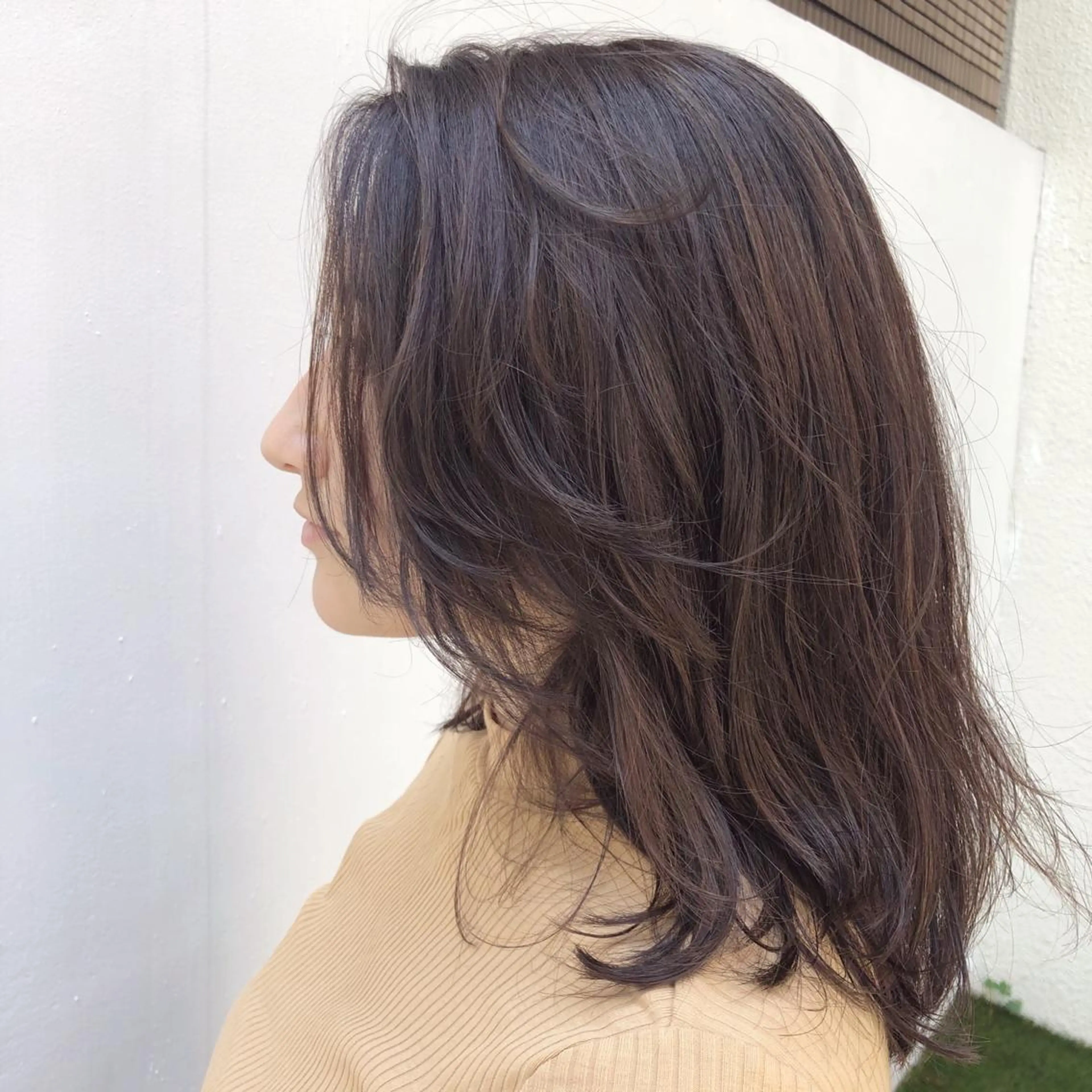セミロング カラー 大竹 美月のヘアスタイル