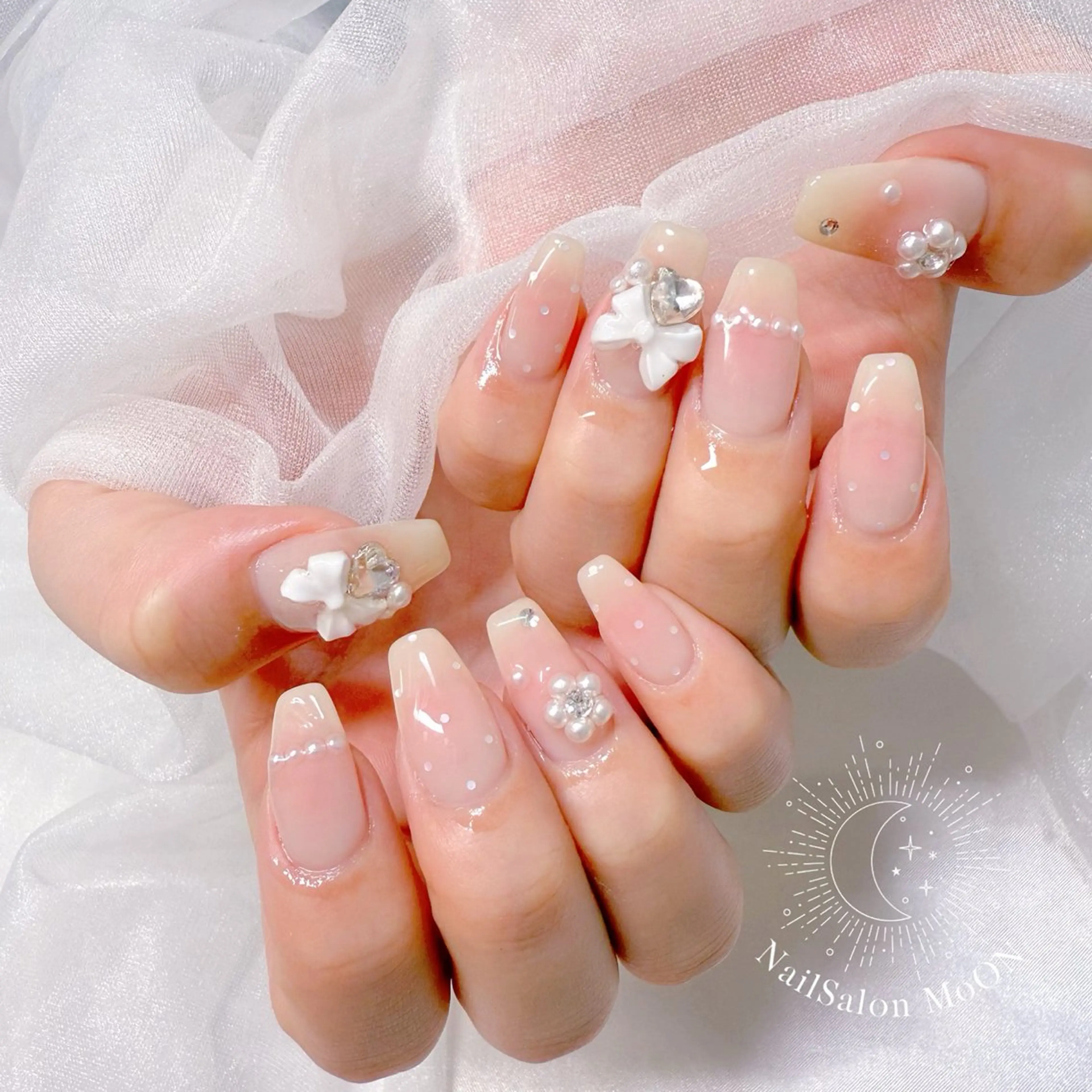 ネイル ハンドネイル ハンドケア MoON...❤︎ MeGuのネイルデザイン