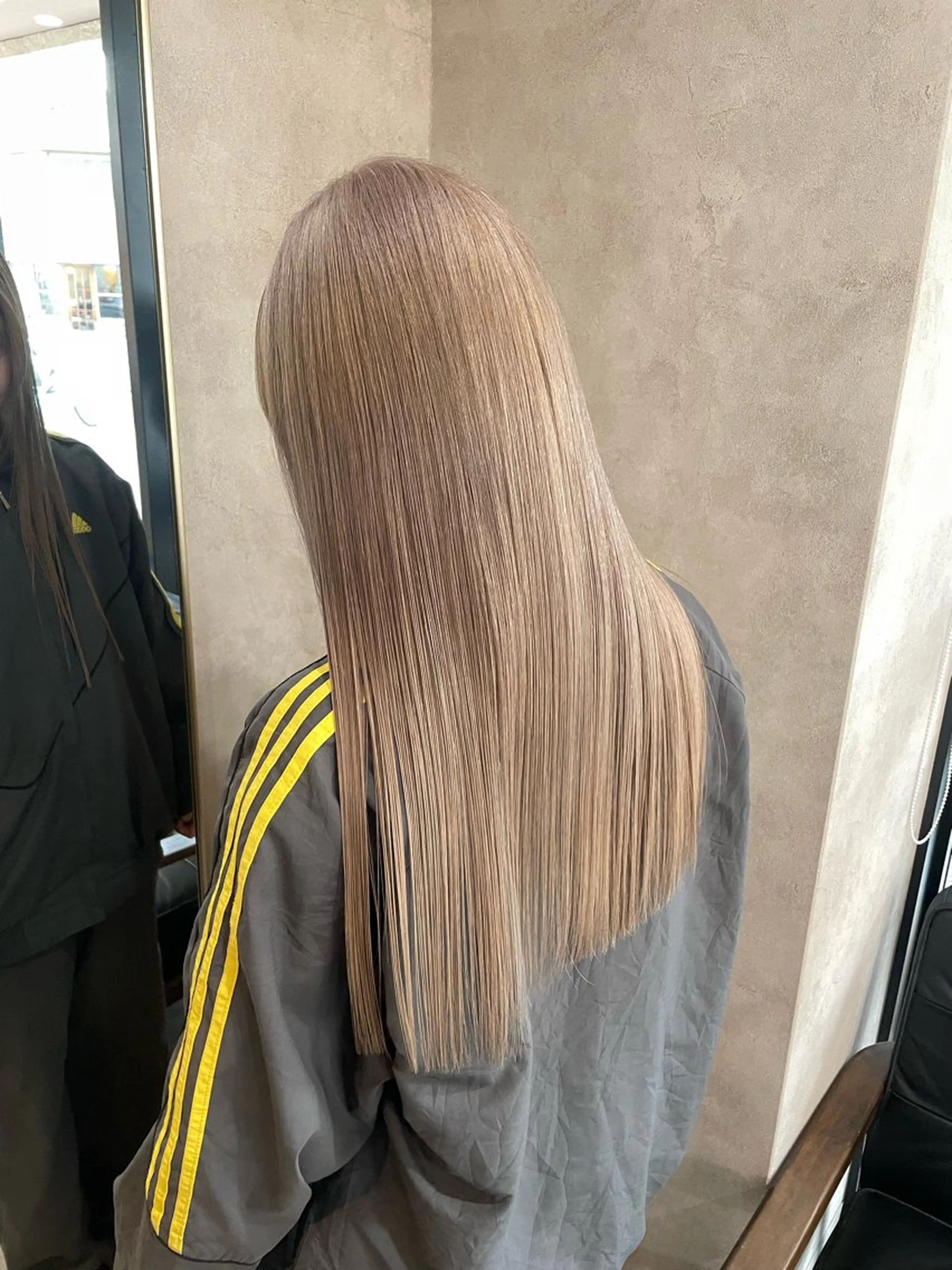 ロング カラー ブリーチ ハイトーンカラー ヘアカラー トリートメント RIENS aura / ayu ♡のヘアスタイル