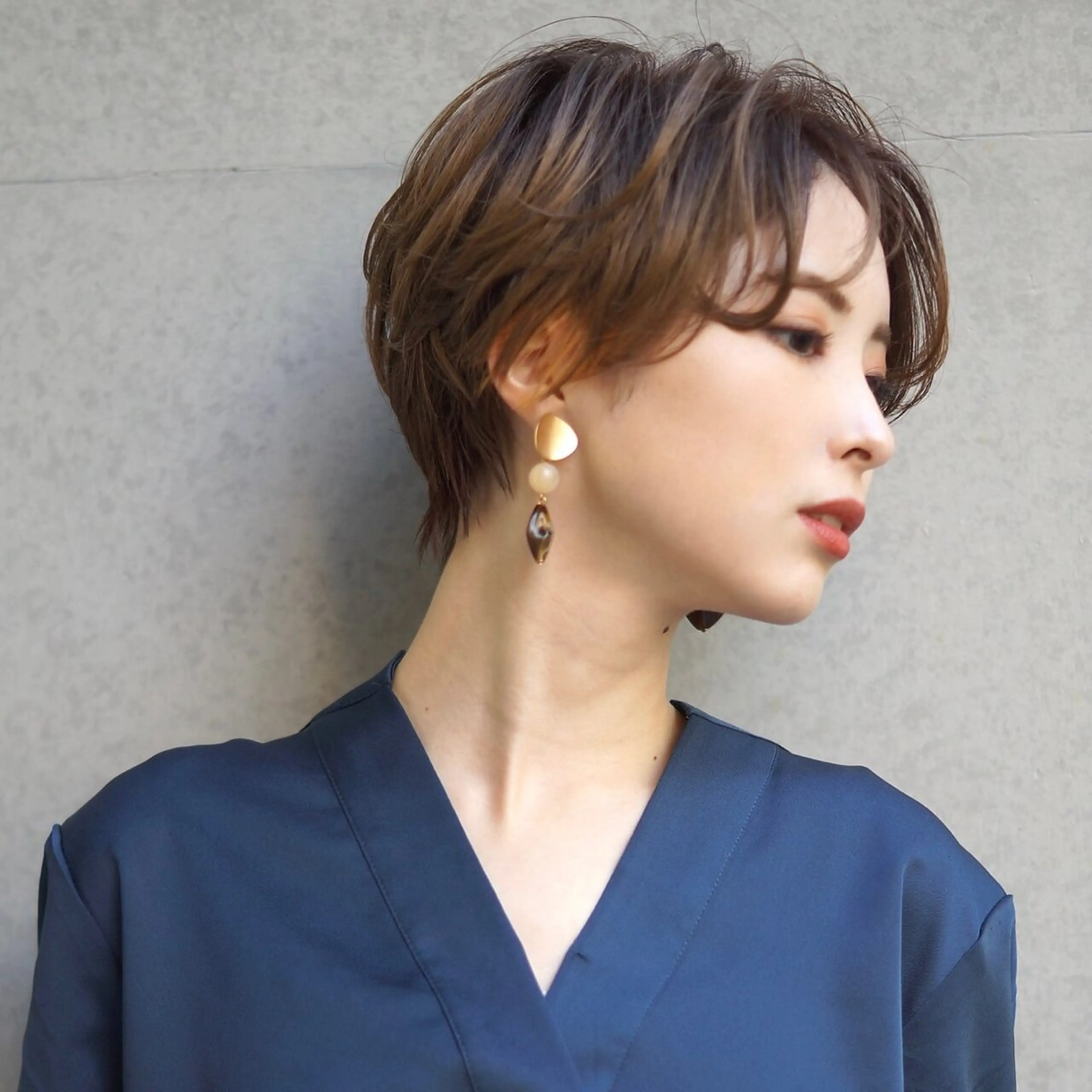 ショート カット ヘアカラー トリートメント hoNua. 栄/透明感カラーのヘアスタイル