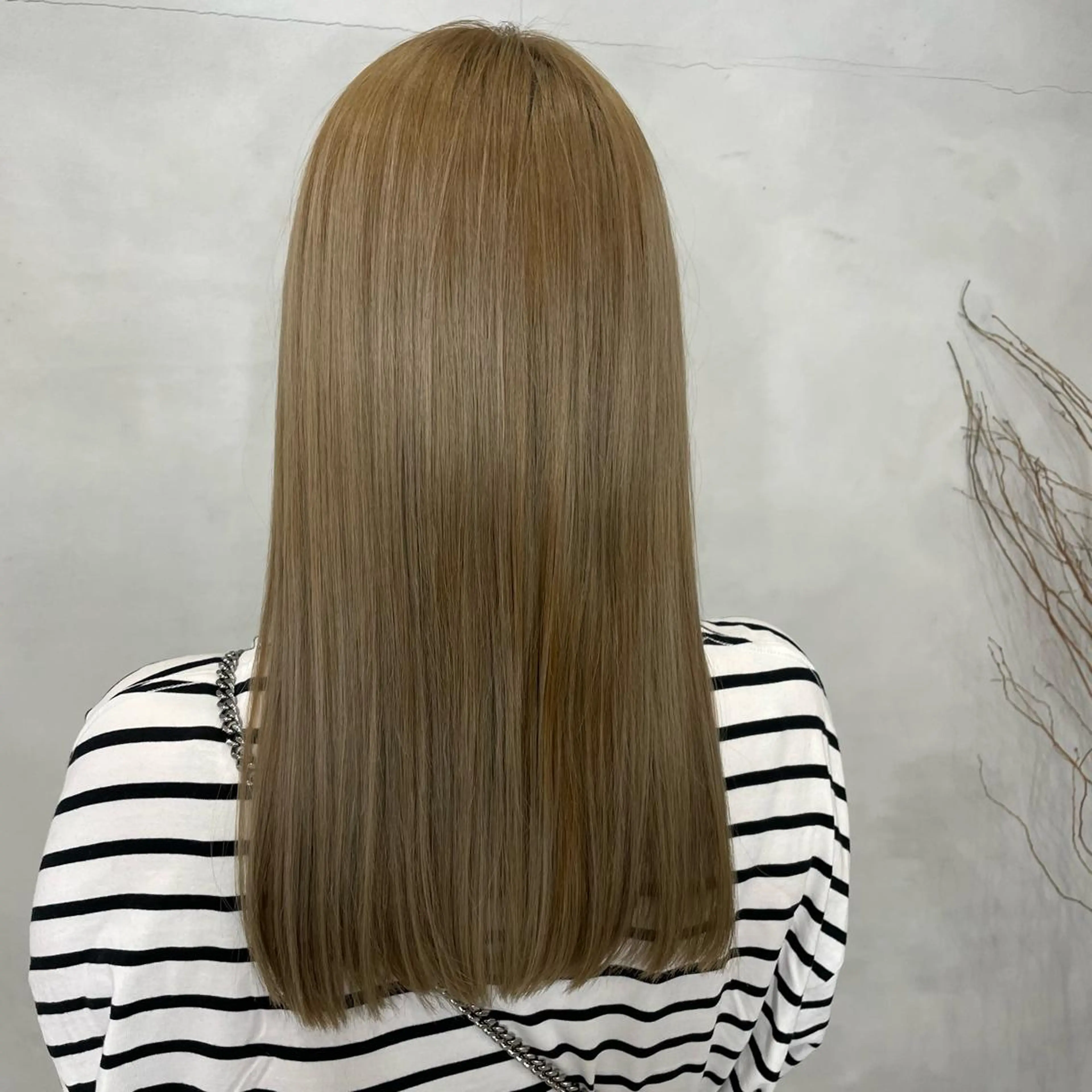 セミロング 縮毛矯正 樋口 功樹のヘアスタイル