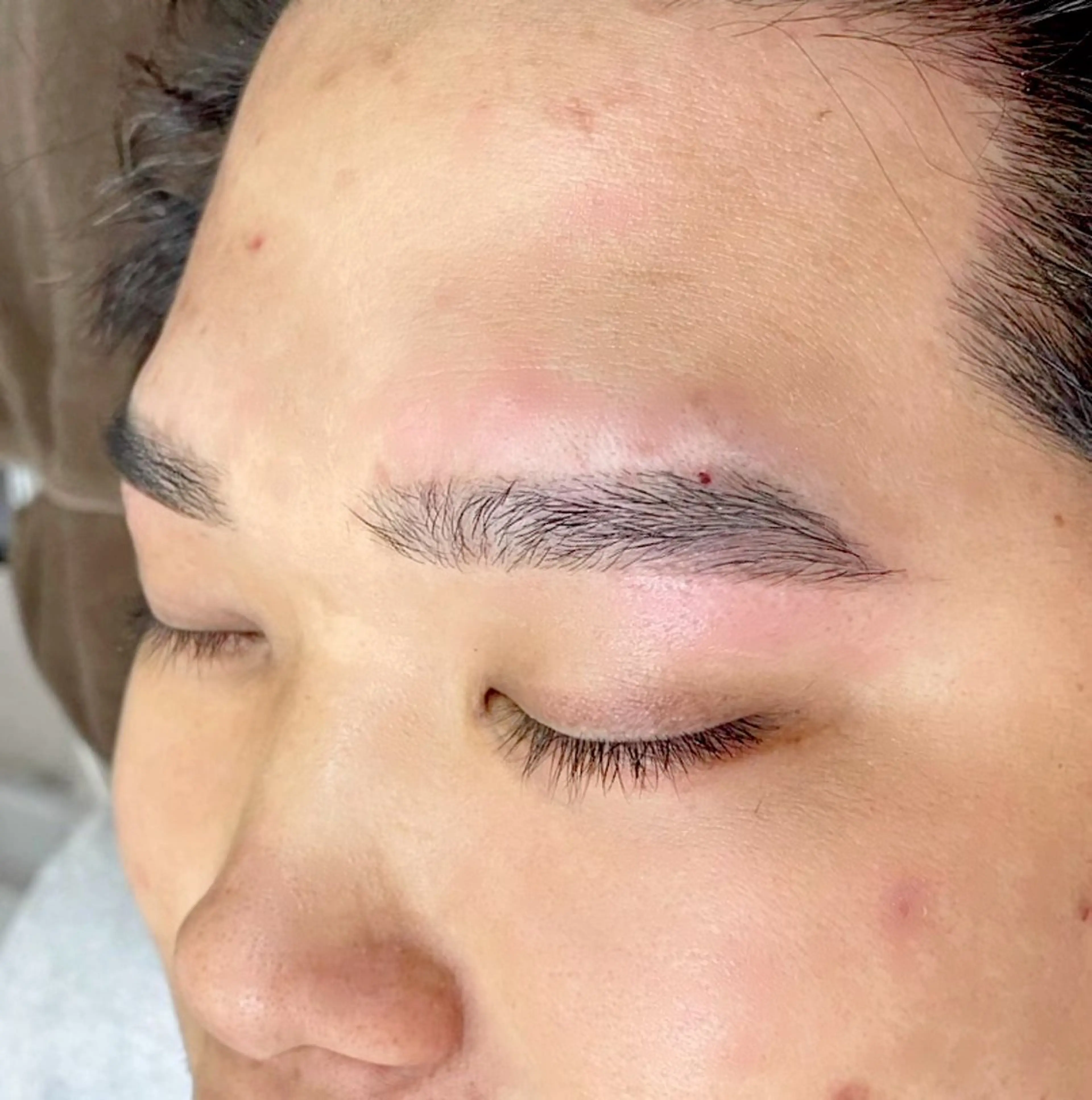 メンズ アイブロウ エステサロンMee. 大畑のエステ・リラクイメージ