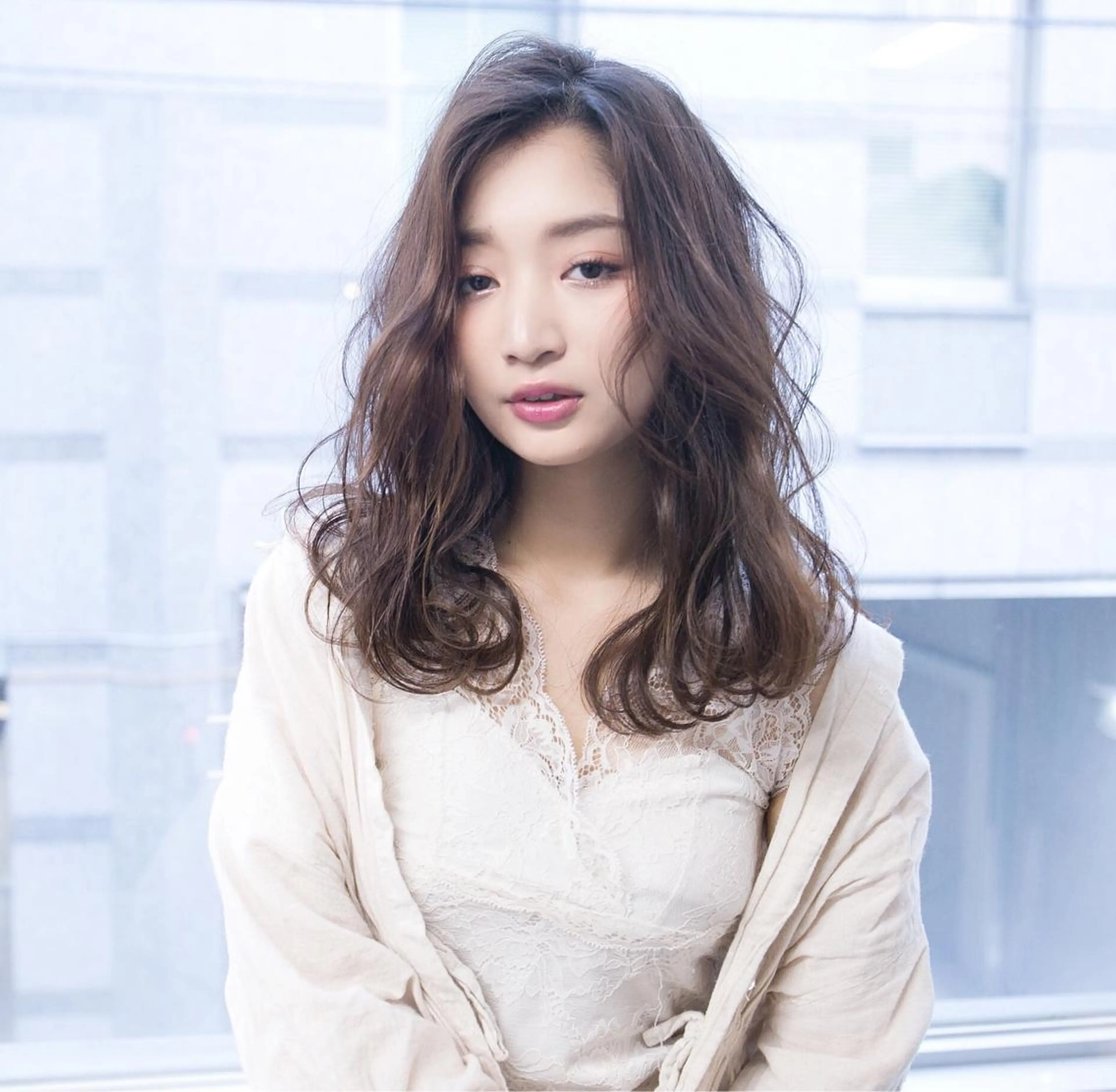 セミロング 美髪矯正・レイヤー 倉友哉のヘアスタイル
